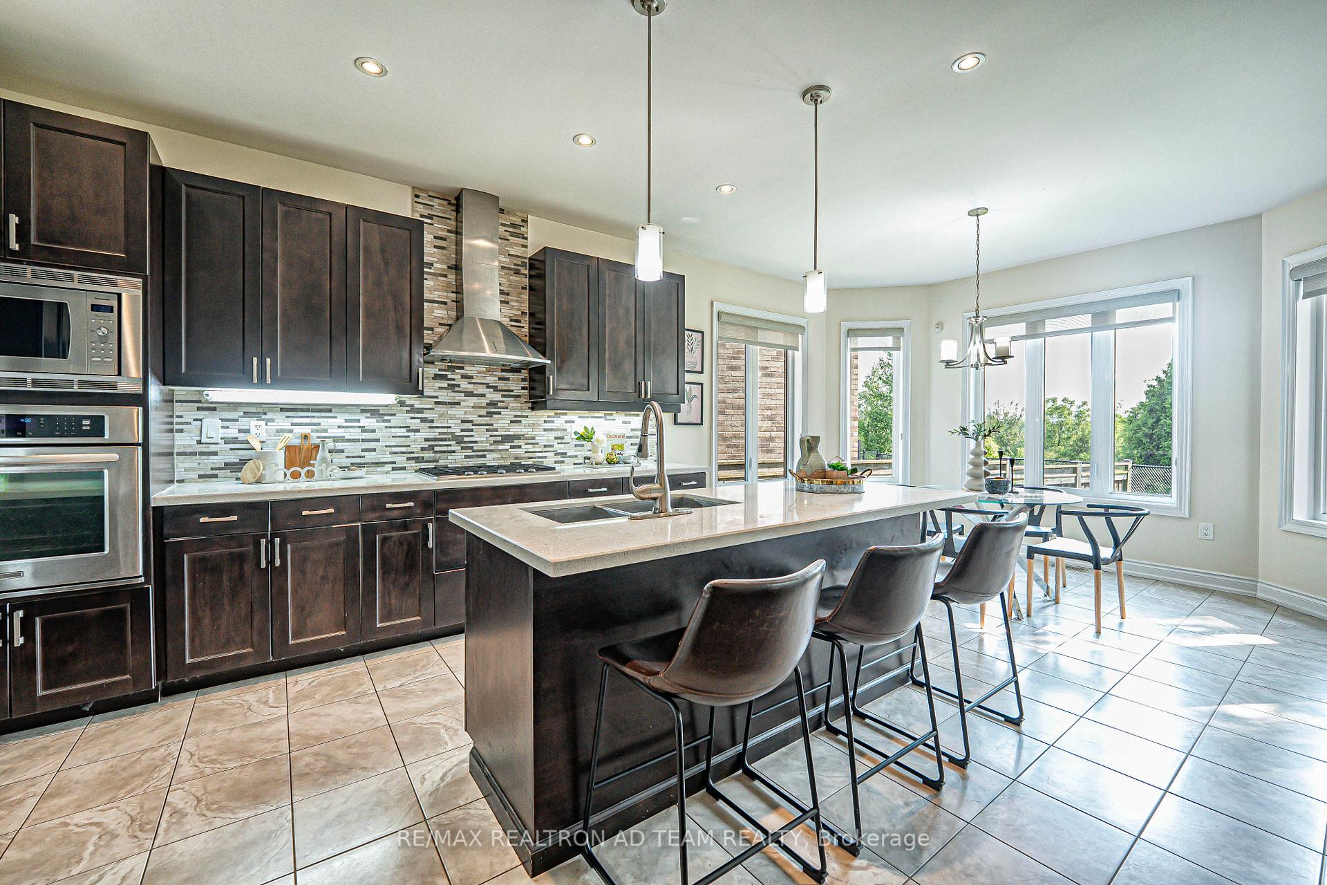 Photo 7 of 39 Beverton Crescent, Ajax, Northwest Ajax — HOMEH