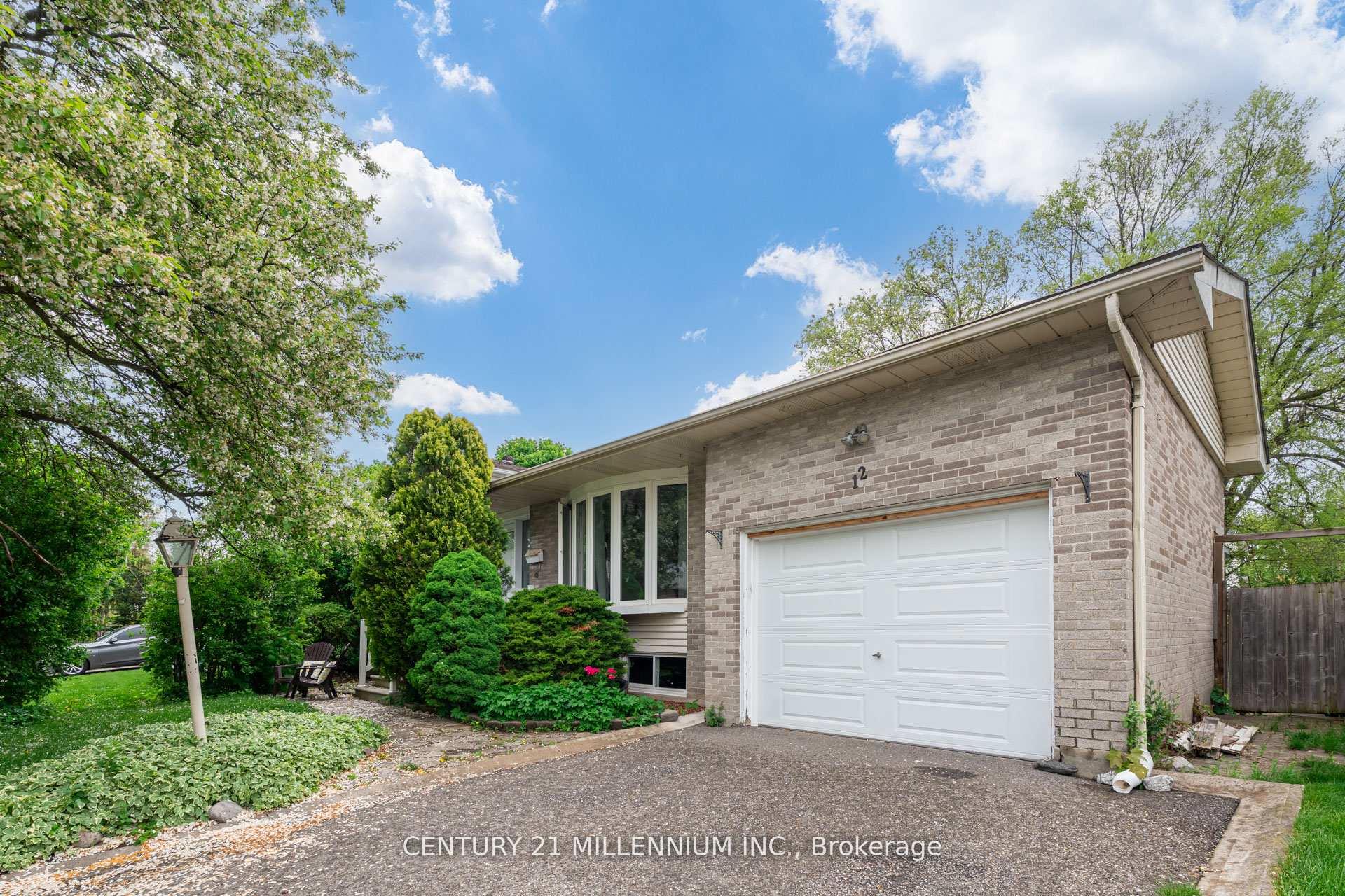 Photo 7 of 12 Parkend Avenue, Brampton, Brampton South — HOMEH