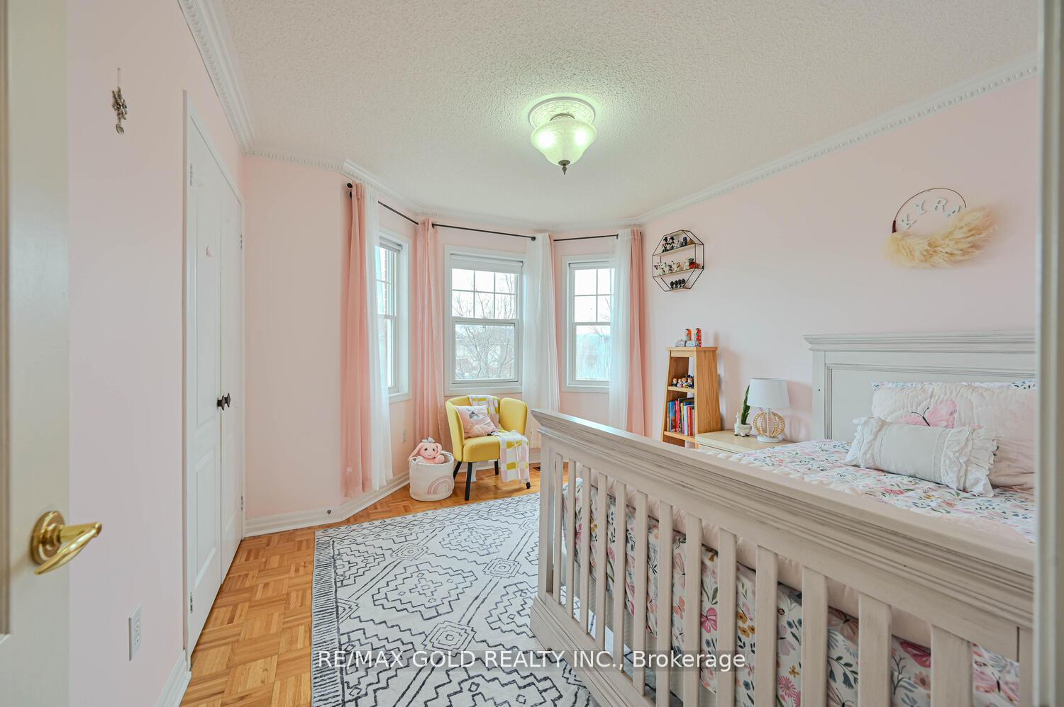 Photo 39 of 22 Sweetwood Circle, Brampton, Fletcher's Meadow — HOMEH