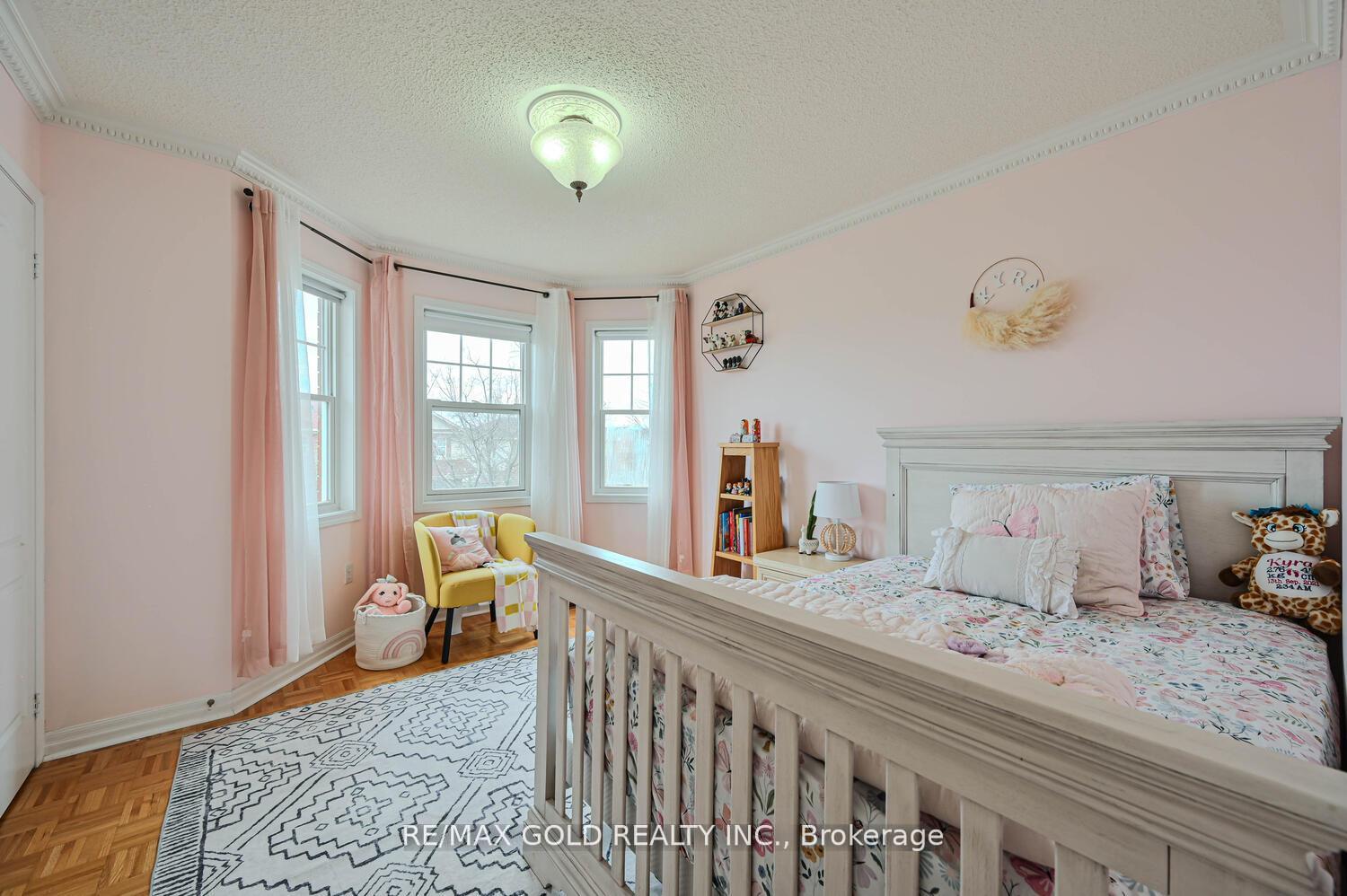 Photo 34 of 22 Sweetwood Circle, Brampton, Fletcher's Meadow — HOMEH