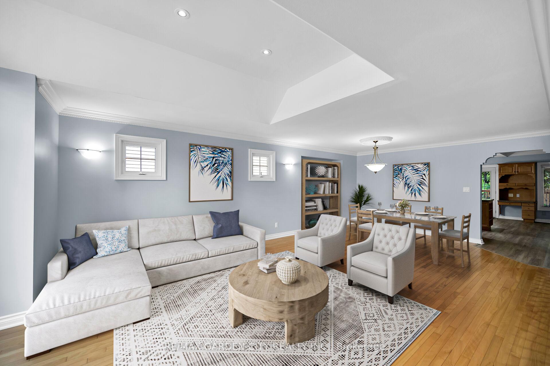 Photo 3 of 34 Timber Lane, St. Catharines, Lakeport — HOMEH