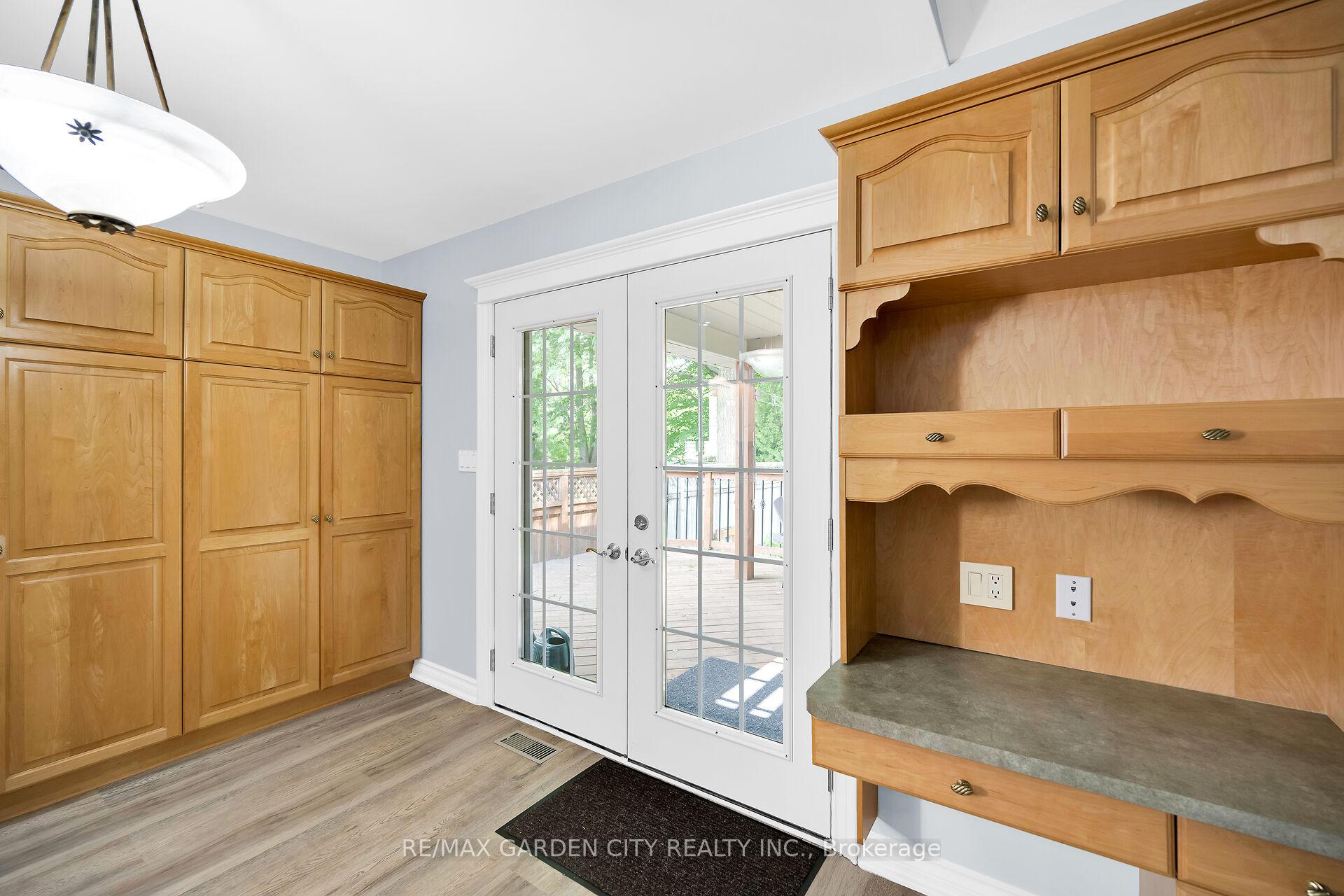 Photo 16 of 34 Timber Lane, St. Catharines, Lakeport — HOMEH