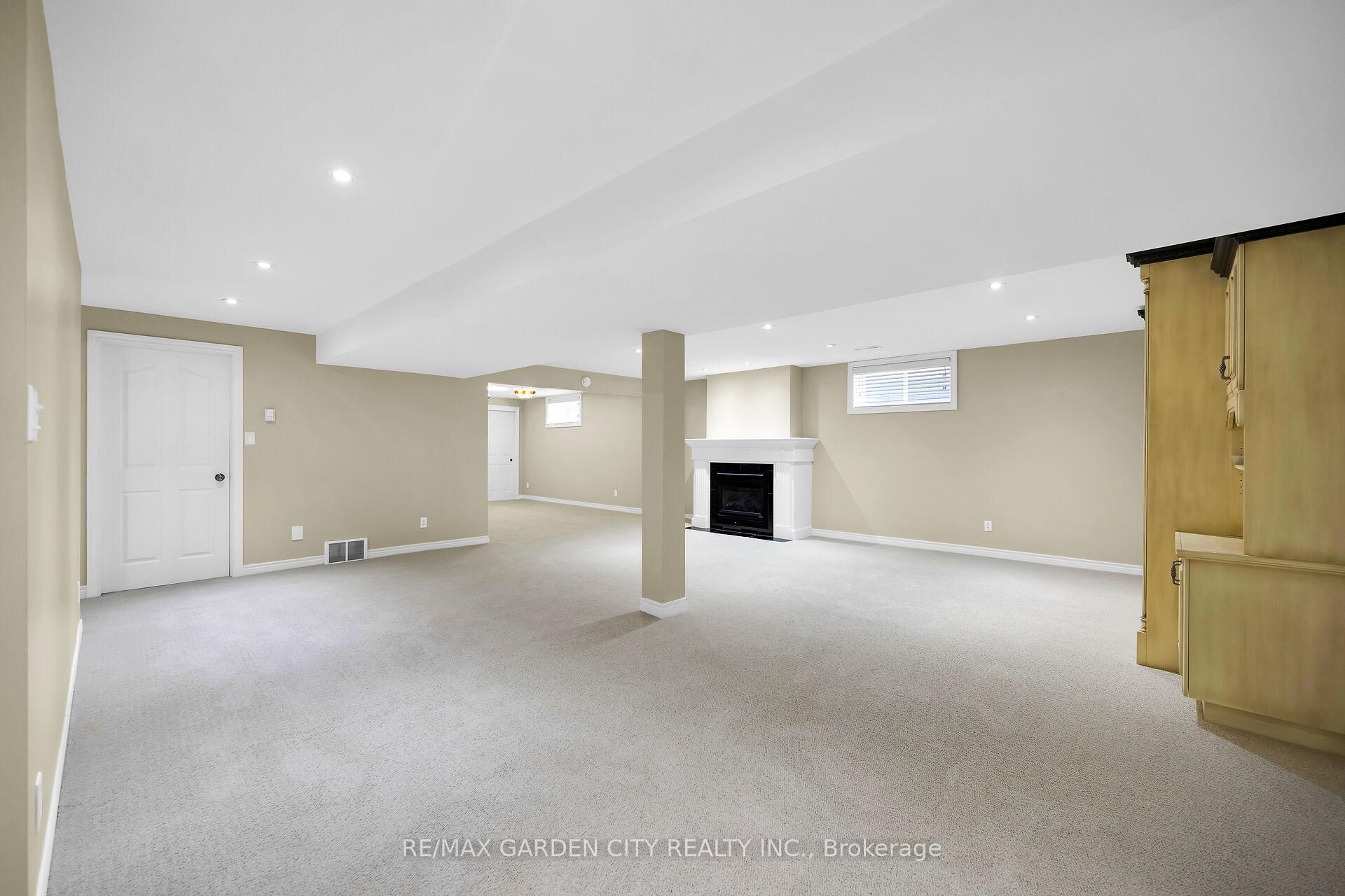Photo 24 of 34 Timber Lane, St. Catharines, Lakeport — HOMEH