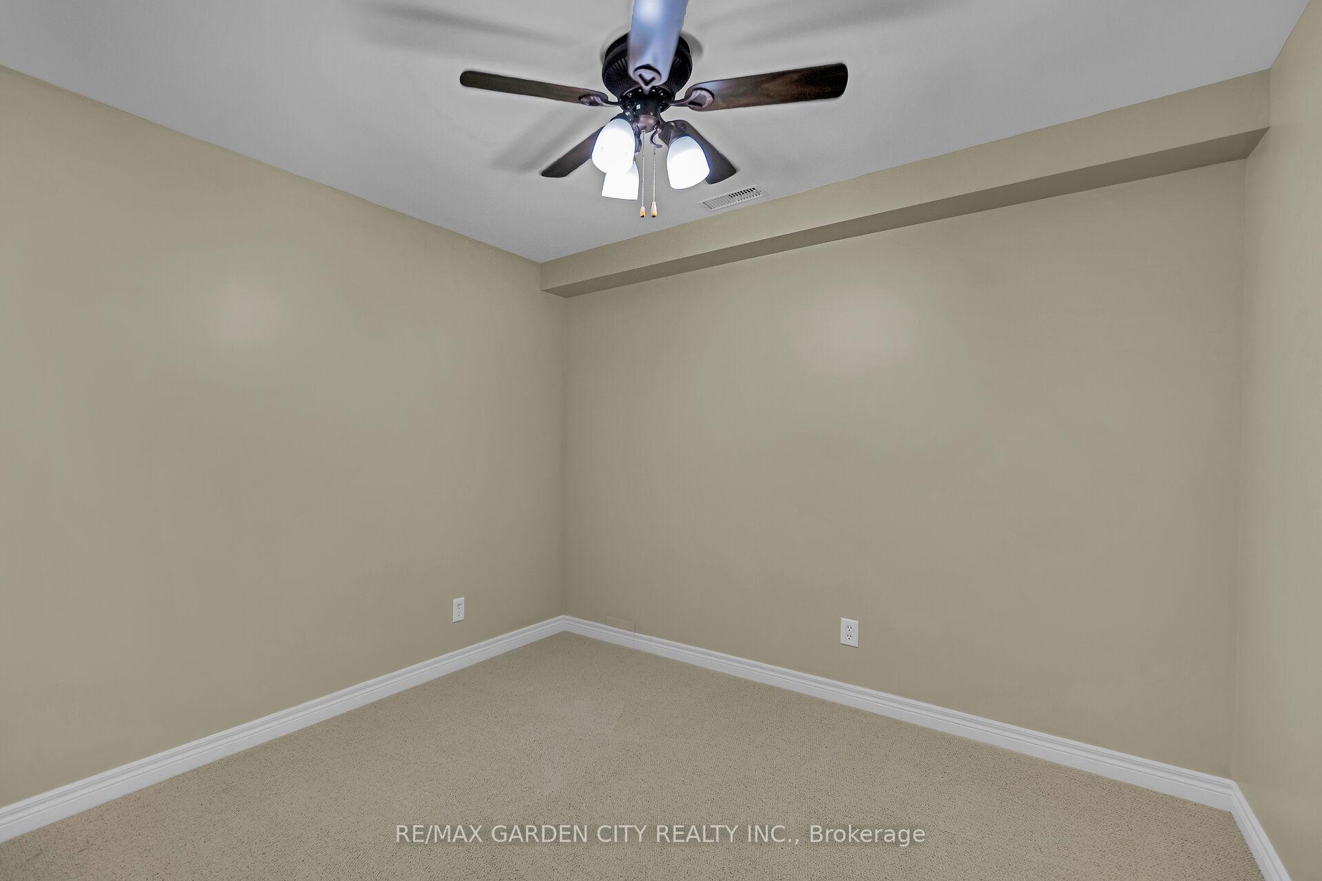 Photo 20 of 34 Timber Lane, St. Catharines, Lakeport — HOMEH