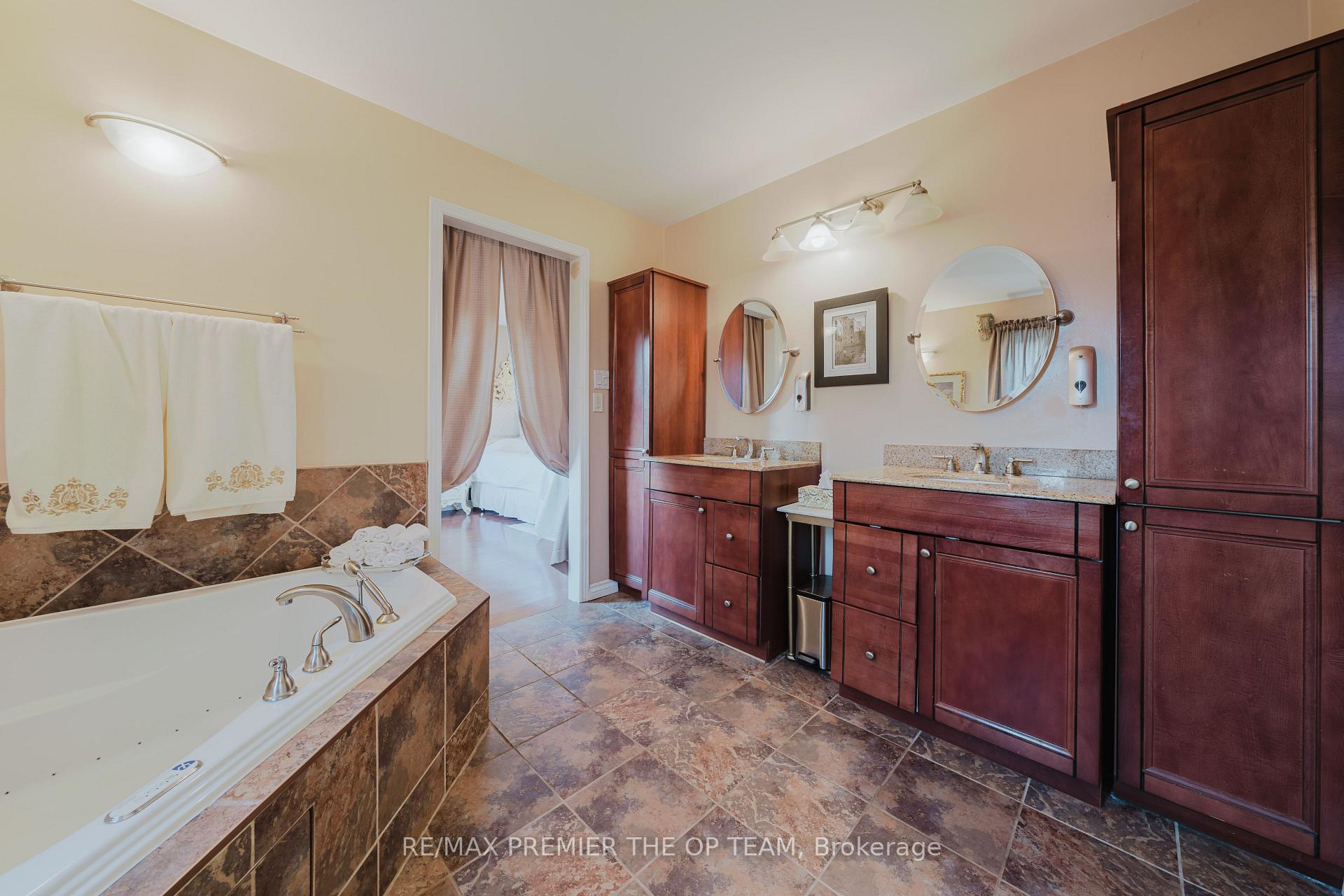 Photo 18 of 49 Elite Road, Caledon, Rural Caledon — HOMEH