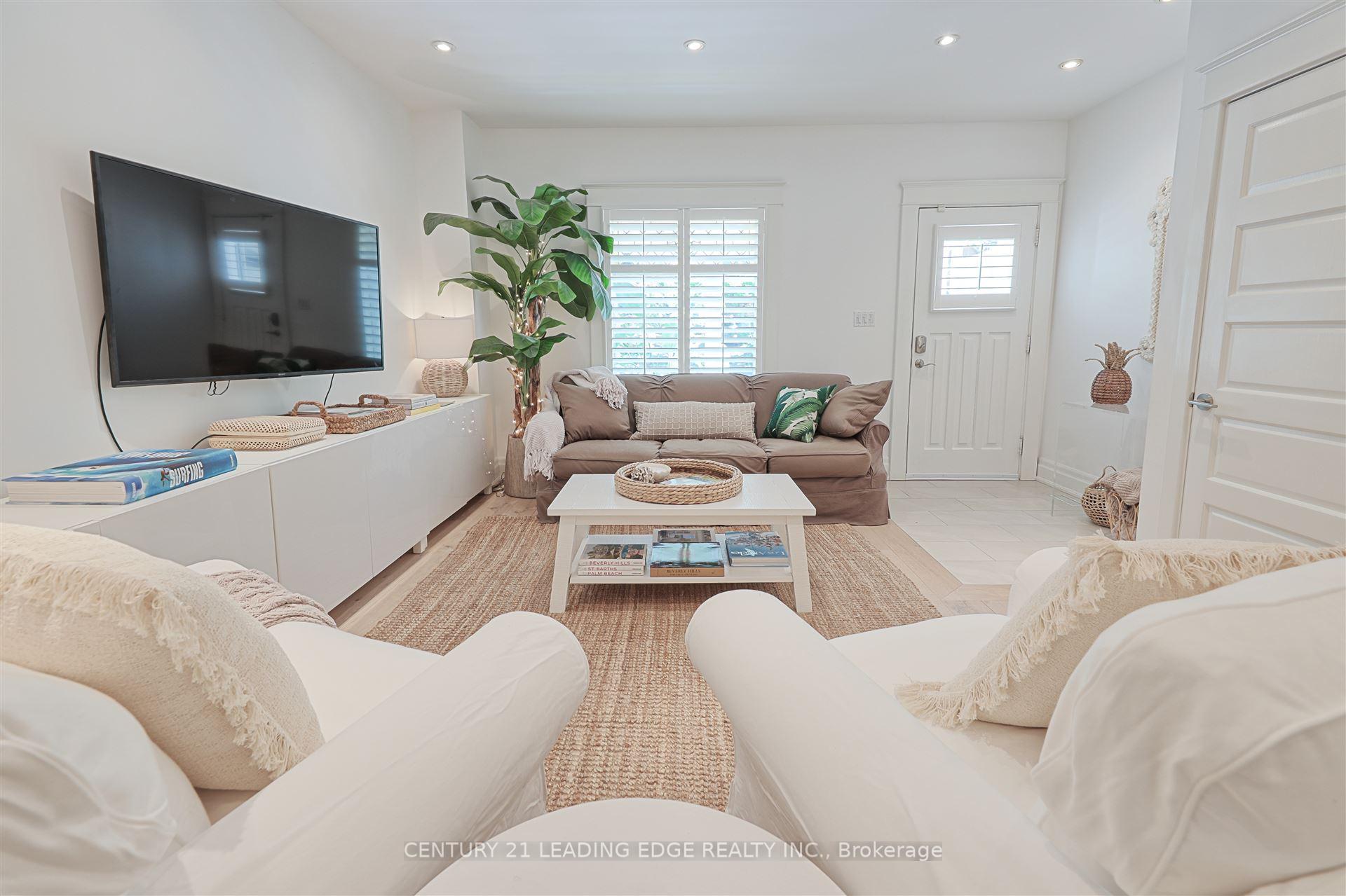 Photo 7 of 114 Silver Birch Avenue, Toronto, The Beaches — HOMEH