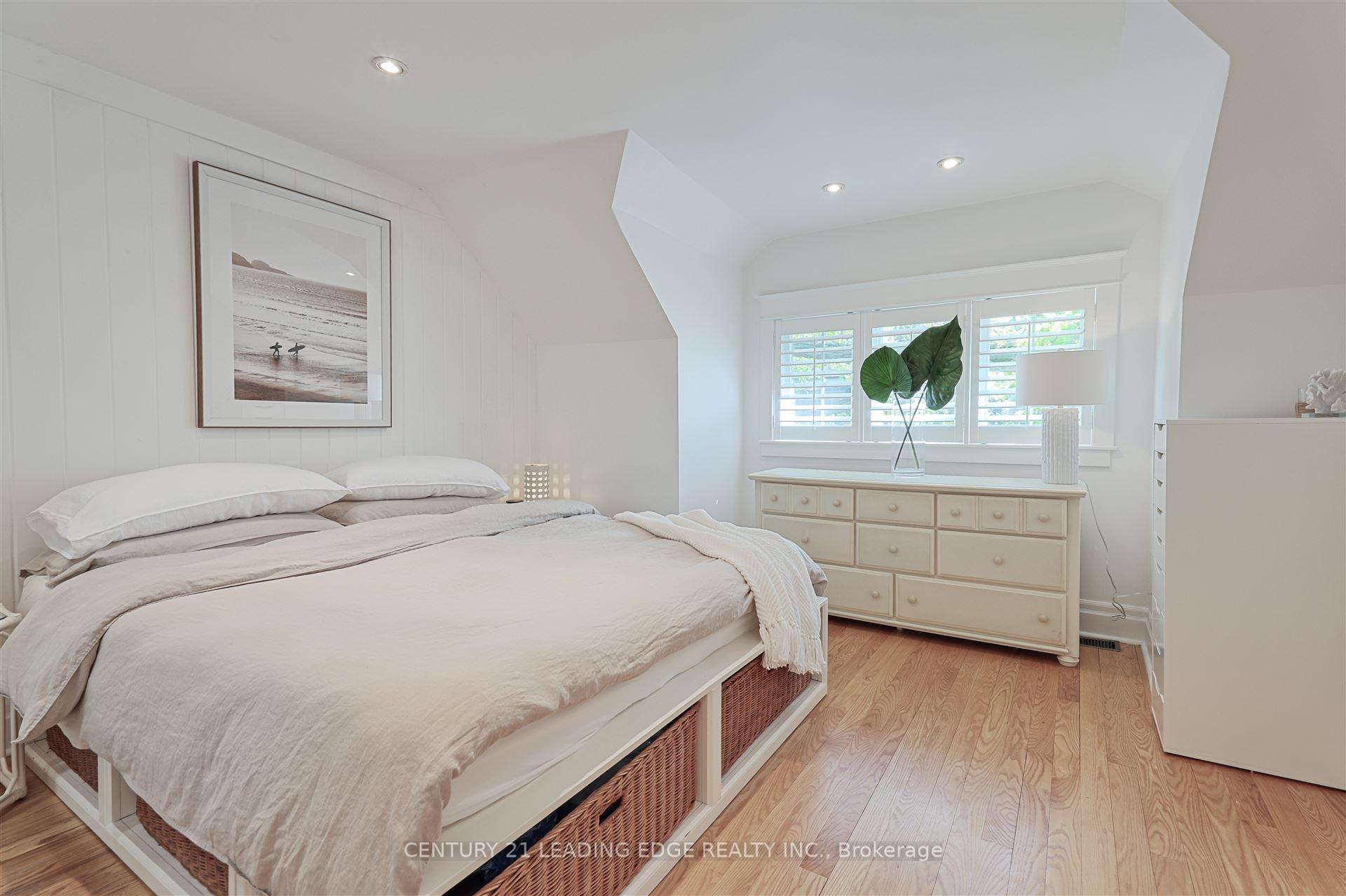 Photo 22 of 114 Silver Birch Avenue, Toronto, The Beaches — HOMEH