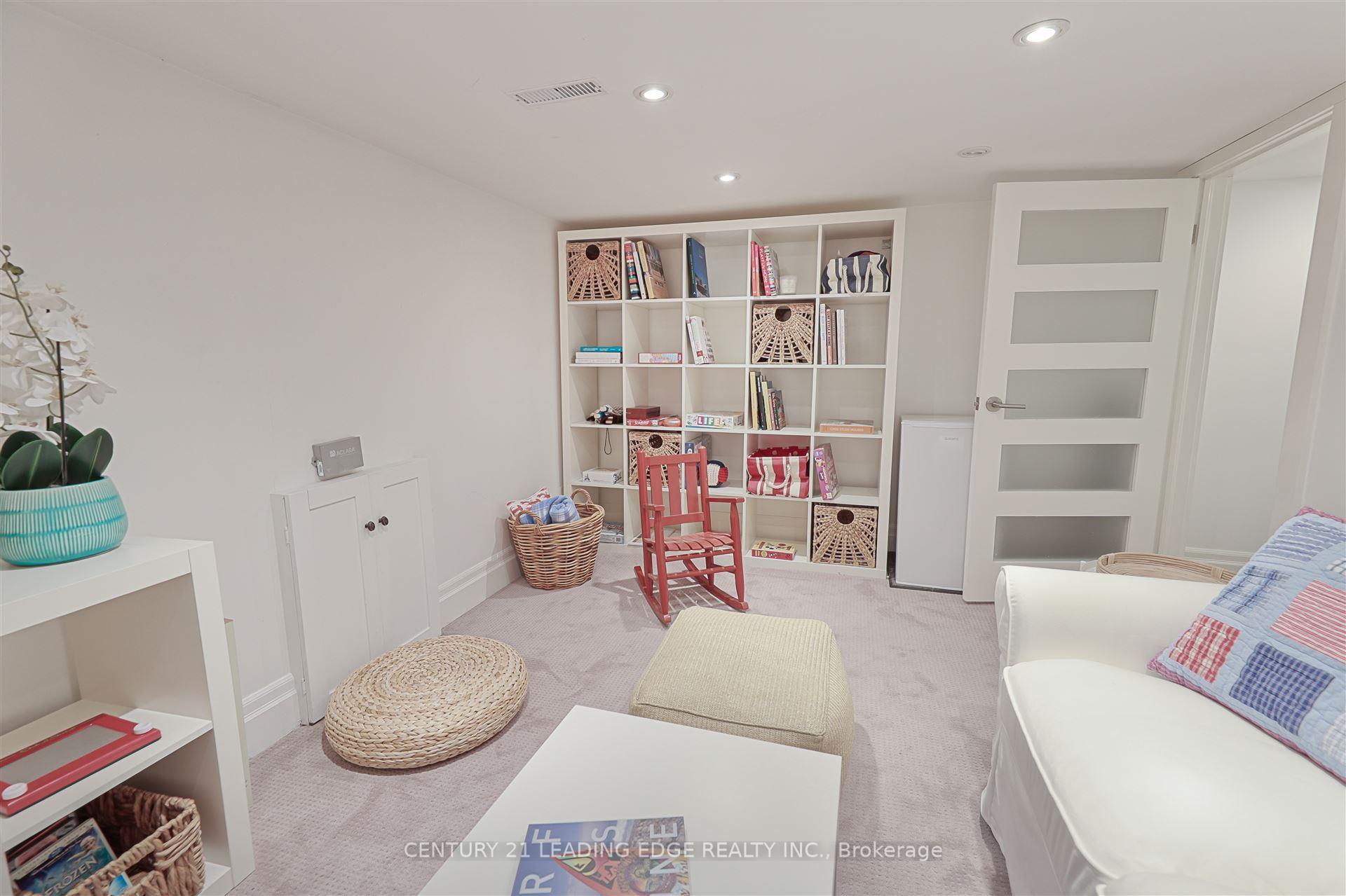 Photo 20 of 114 Silver Birch Avenue, Toronto, The Beaches — HOMEH