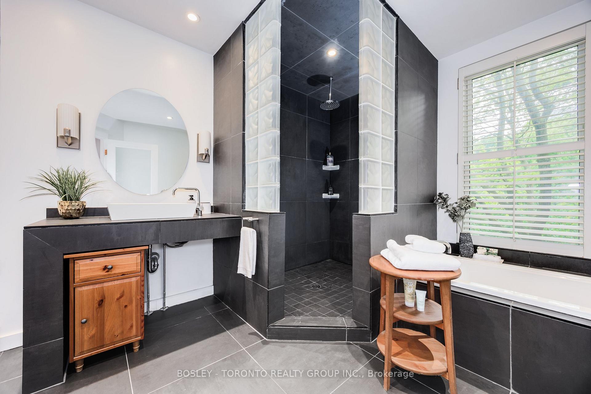 Photo 37 of 378 Rusholme Road, Toronto, Dufferin Grove — HOMEH