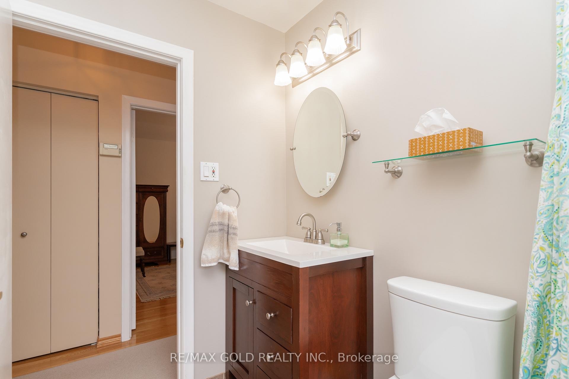 Photo 23 of 226 Avondale Boulevard, Brampton, Avondale — HOMEH
