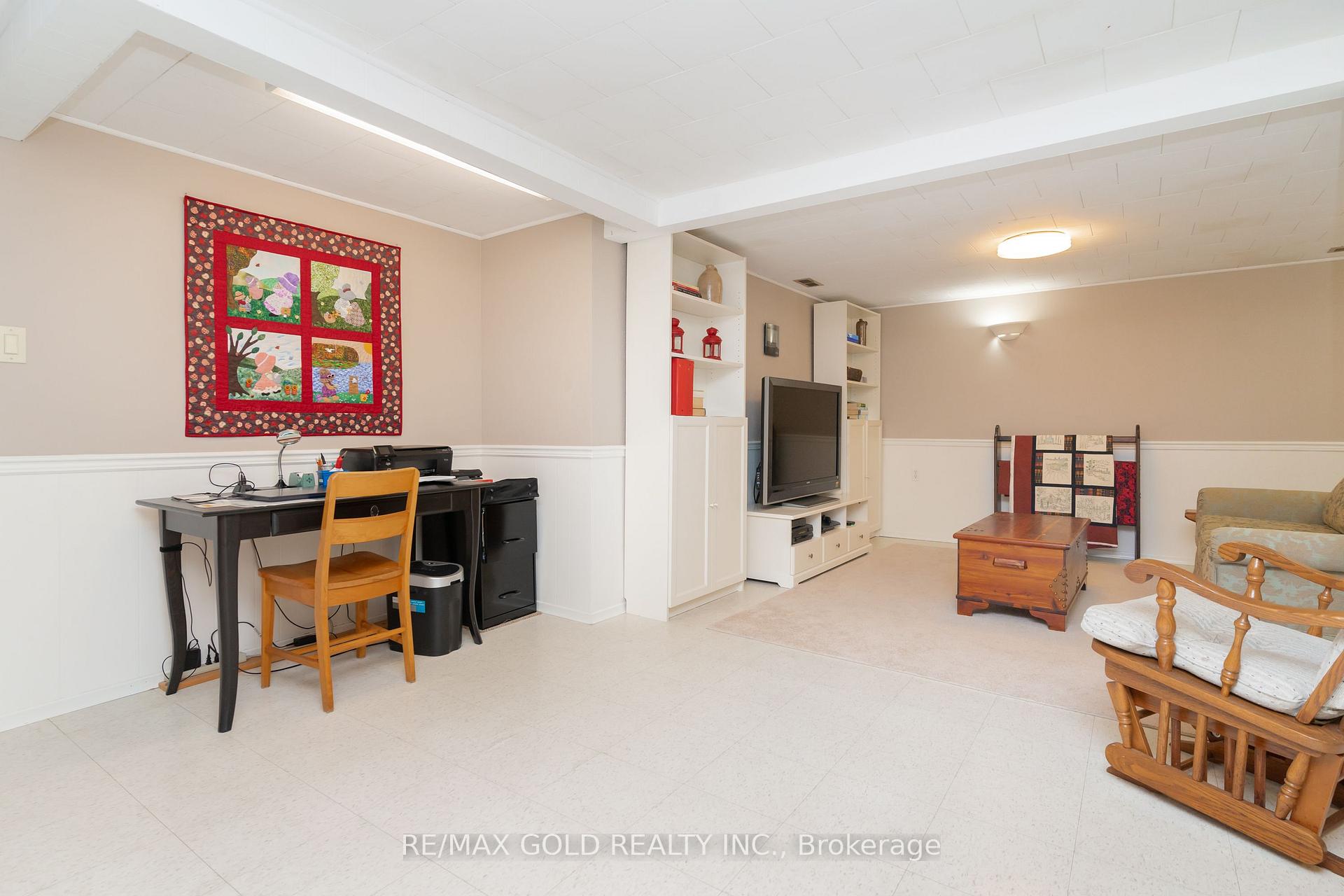 Photo 37 of 226 Avondale Boulevard, Brampton, Avondale — HOMEH