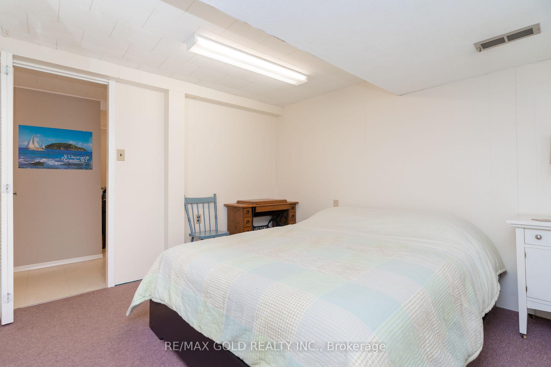 Photo 35 of 226 Avondale Boulevard, Brampton, Avondale — HOMEH