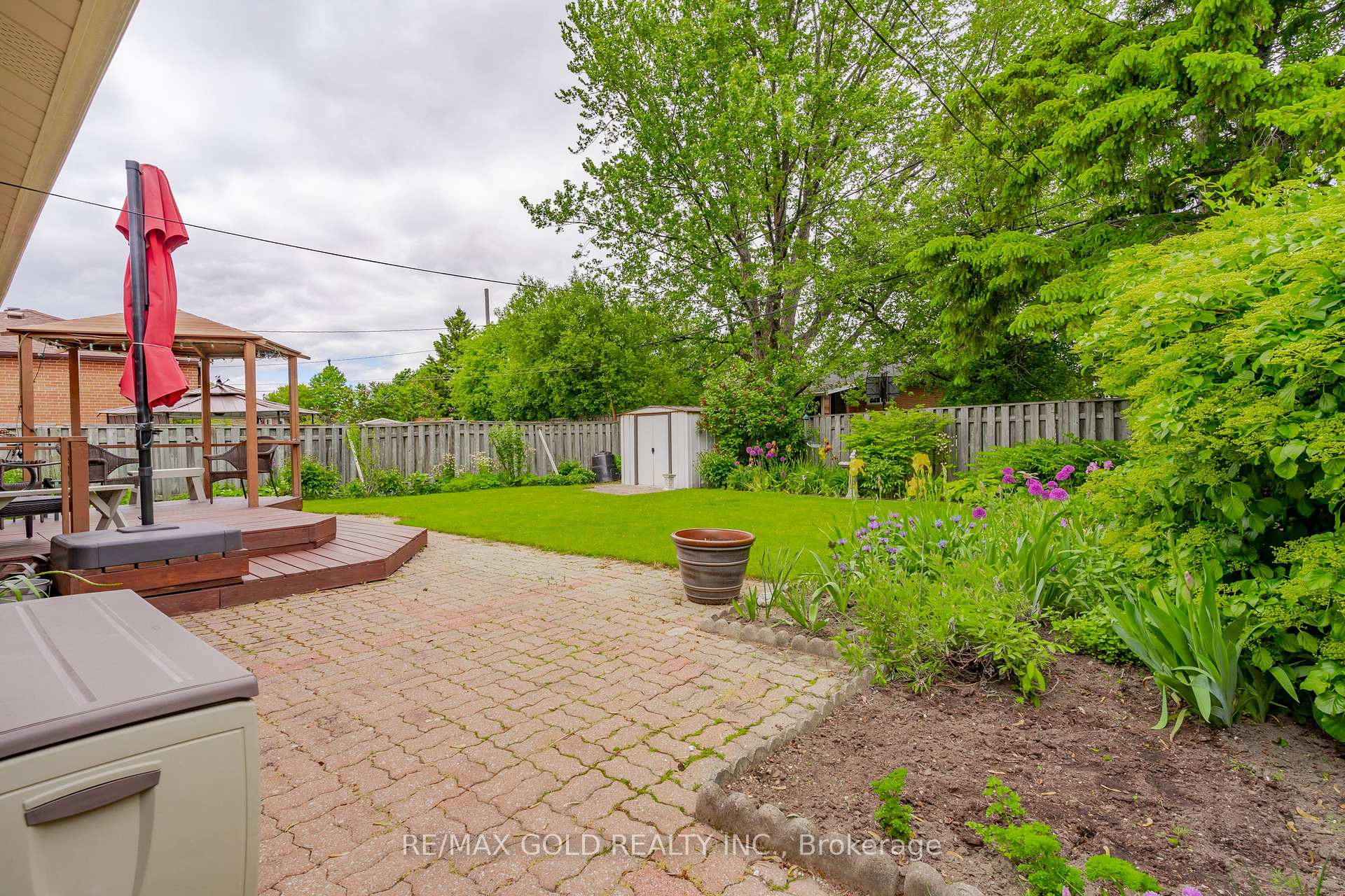 Photo 44 of 226 Avondale Boulevard, Brampton, Avondale — HOMEH