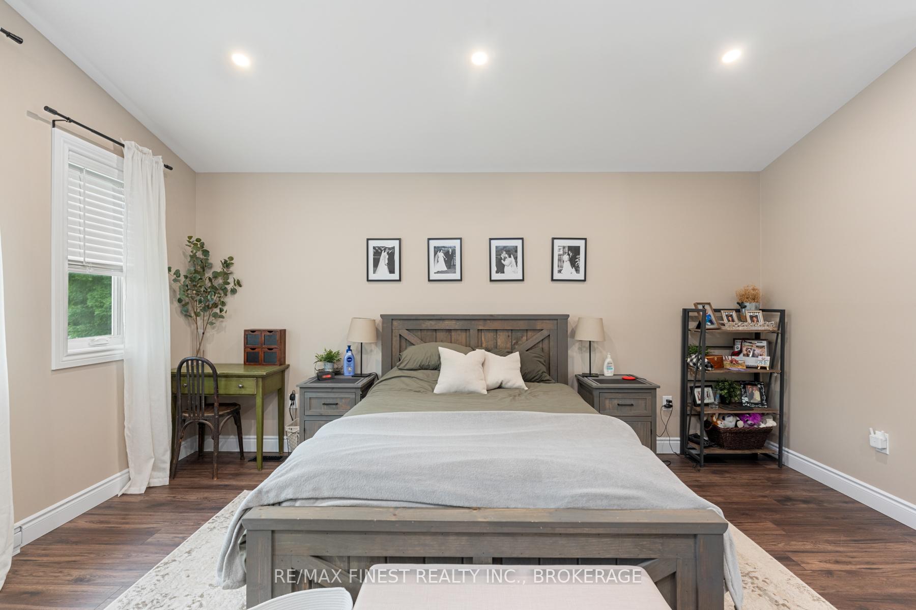 Photo 17 of 1741 Marian Crescent, Kingston, City North of 401 — HOMEH