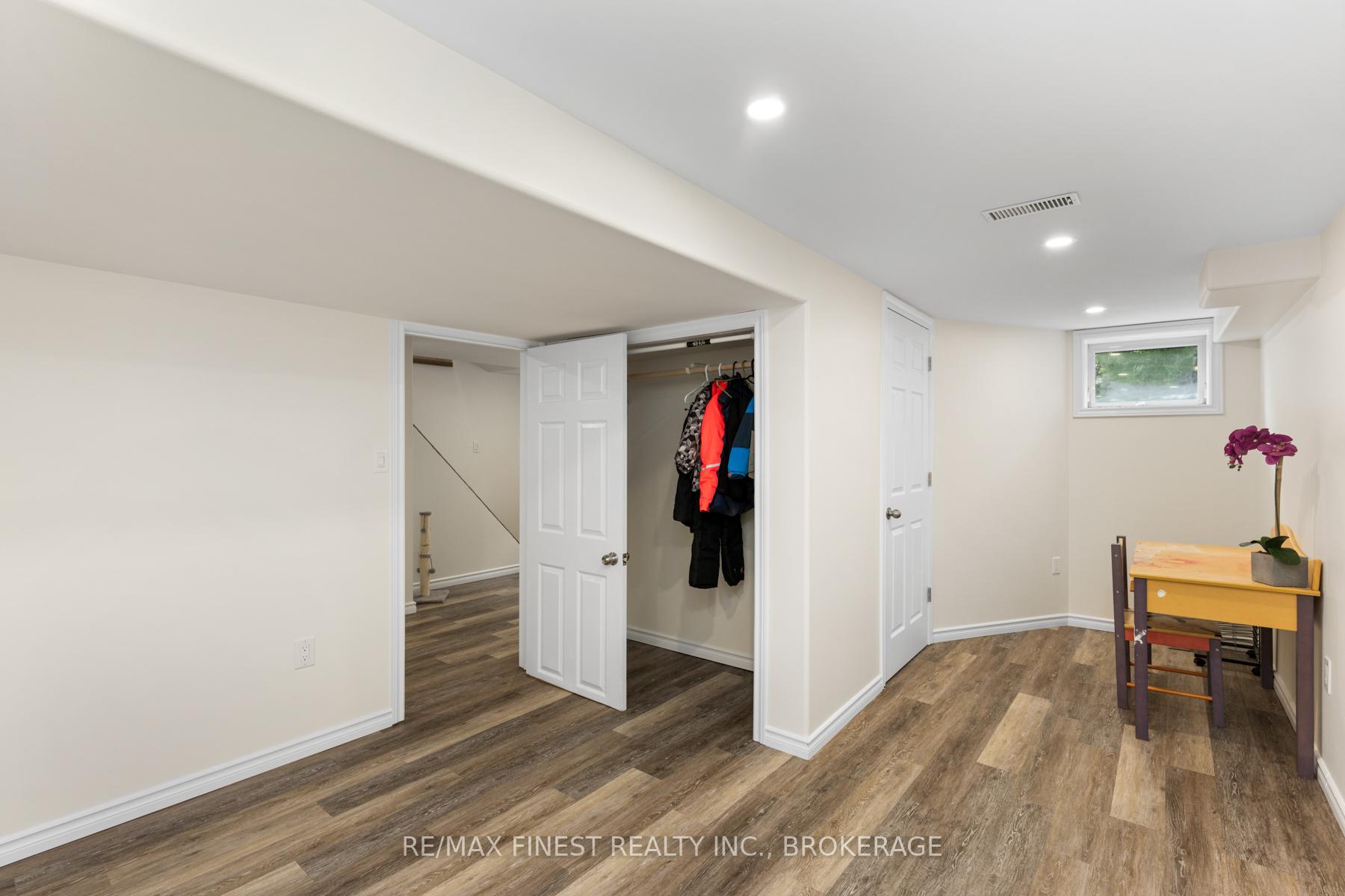 Photo 49 of 1741 Marian Crescent, Kingston, City North of 401 — HOMEH