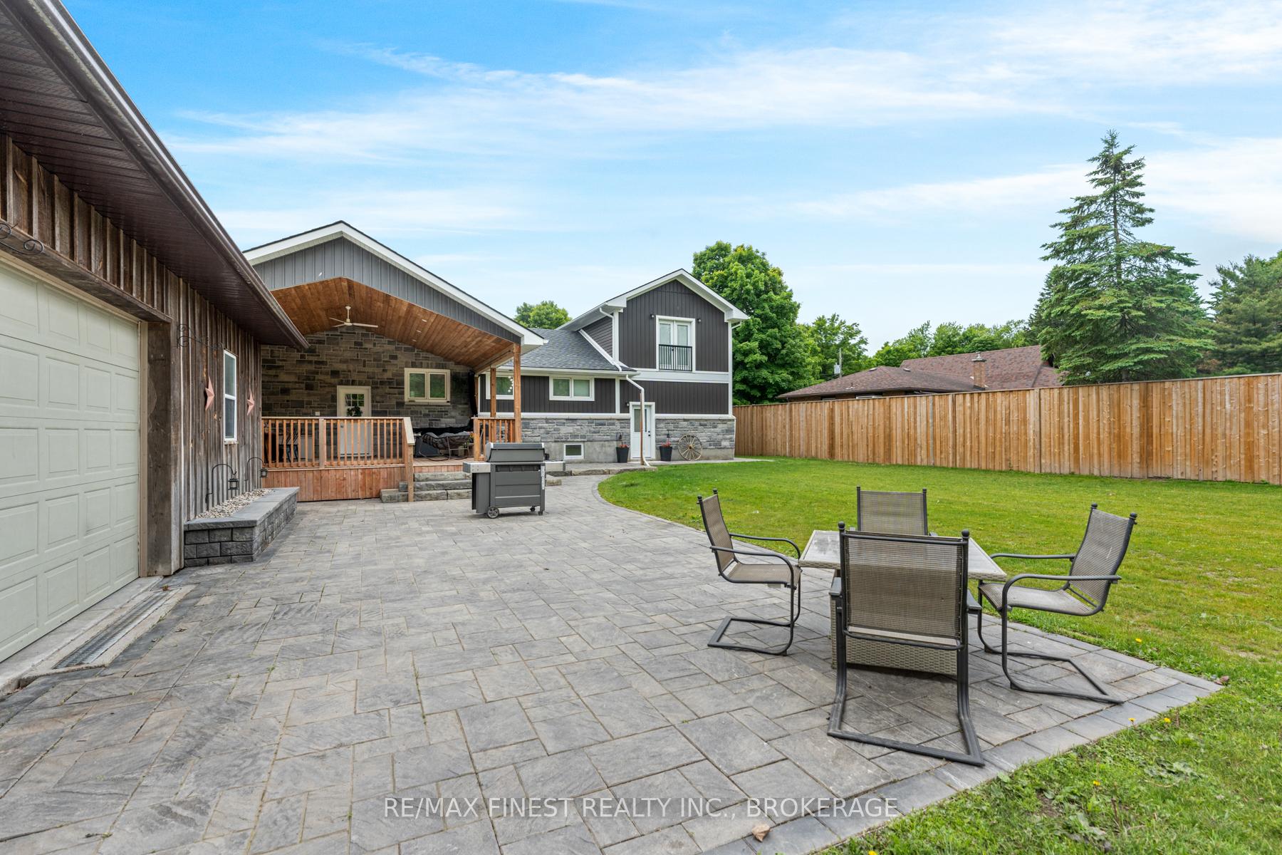 Photo 41 of 1741 Marian Crescent, Kingston, City North of 401 — HOMEH