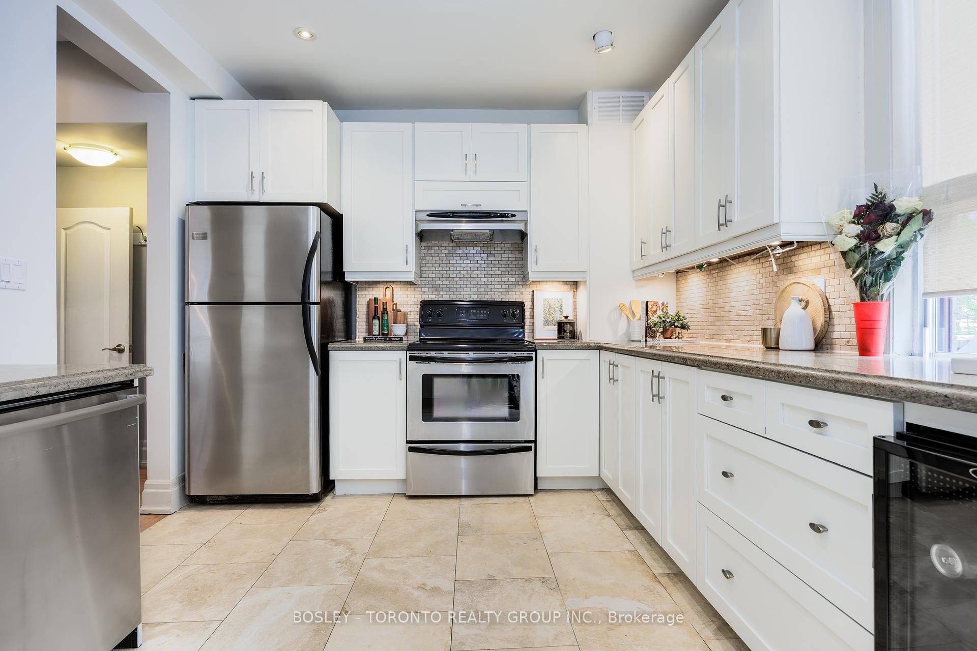 Photo 23 of 141 Gillard Avenue, Toronto, Greenwood-Coxwell — HOMEH