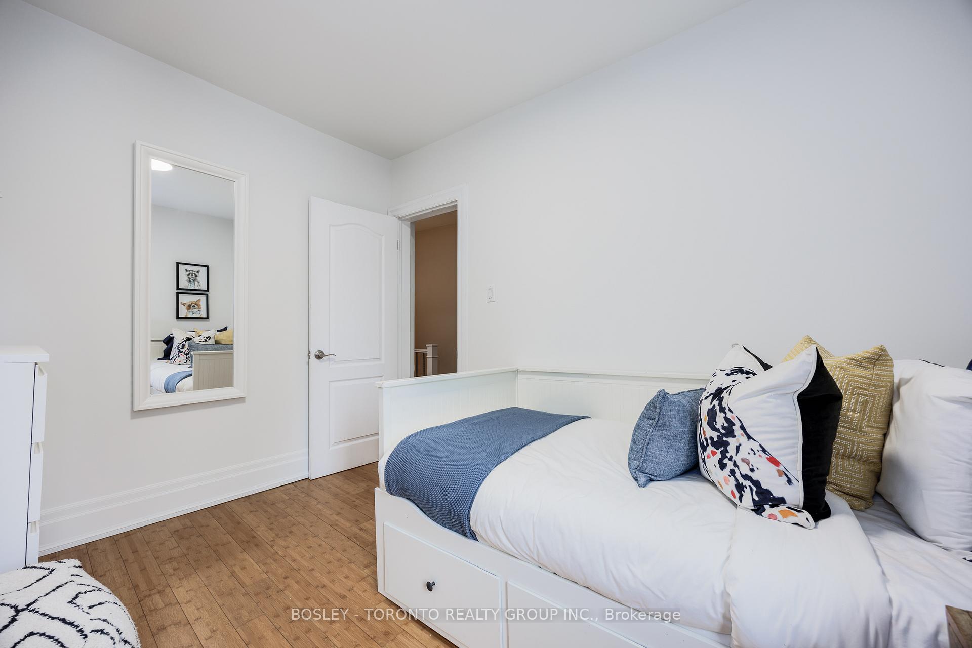 Photo 16 of 141 Gillard Avenue, Toronto, Greenwood-Coxwell — HOMEH