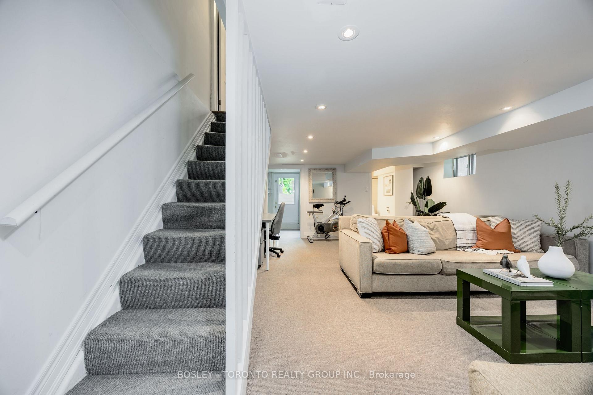 Photo 29 of 141 Gillard Avenue, Toronto, Greenwood-Coxwell — HOMEH
