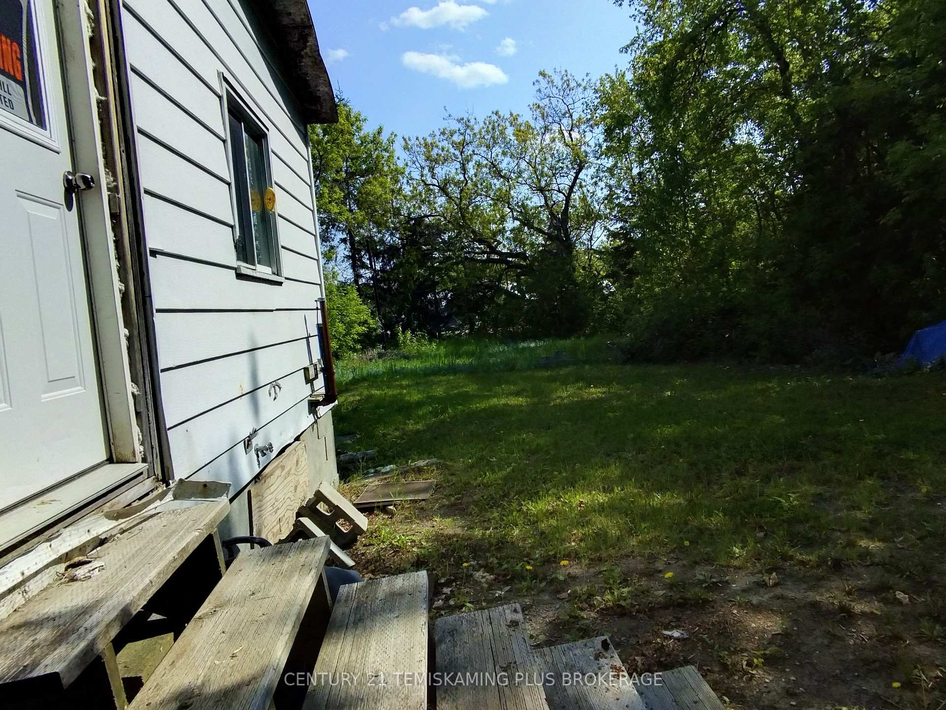 Photo 2 of 465470 Montreal Avenue, Timiskaming, TIM - Outside - Rural — HOMEH