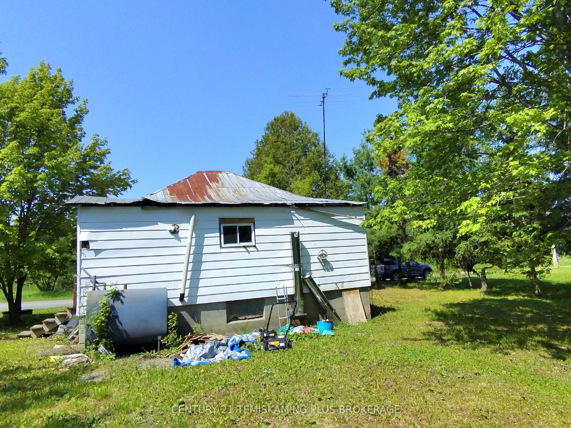 Photo 3 of 465470 Montreal Avenue, Timiskaming, TIM - Outside - Rural — HOMEH