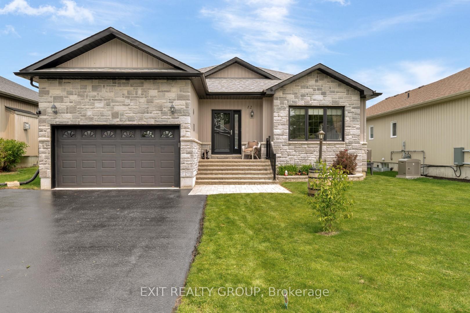 Photo 6 of 12 Conger Drive, Prince Edward County, Wellington — HOMEH