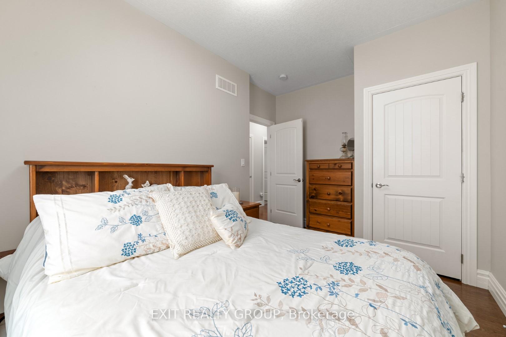 Photo 32 of 12 Conger Drive, Prince Edward County, Wellington — HOMEH