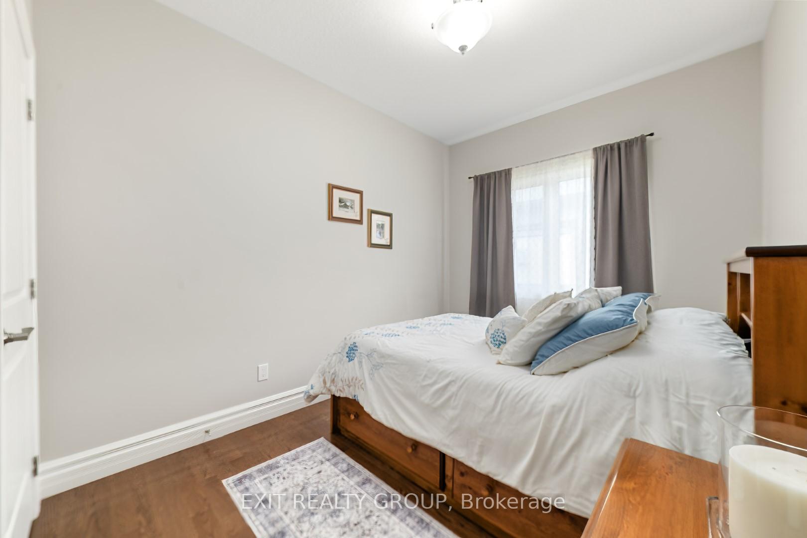 Photo 27 of 12 Conger Drive, Prince Edward County, Wellington — HOMEH