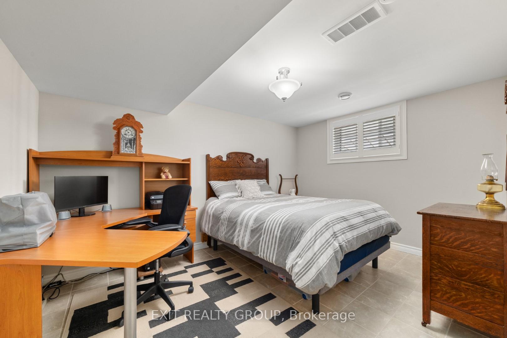 Photo 30 of 12 Conger Drive, Prince Edward County, Wellington — HOMEH