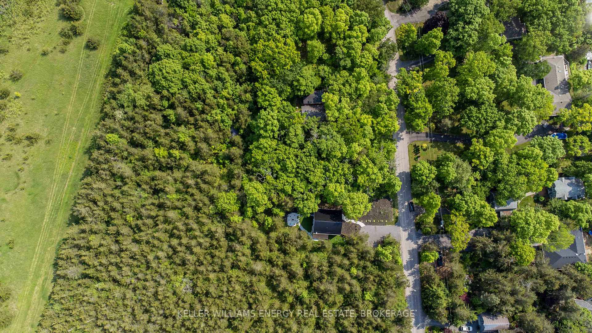 Photo 6 of Prinyers Cove Crescent, Prince Edward County, North Marysburg Ward — HOMEH