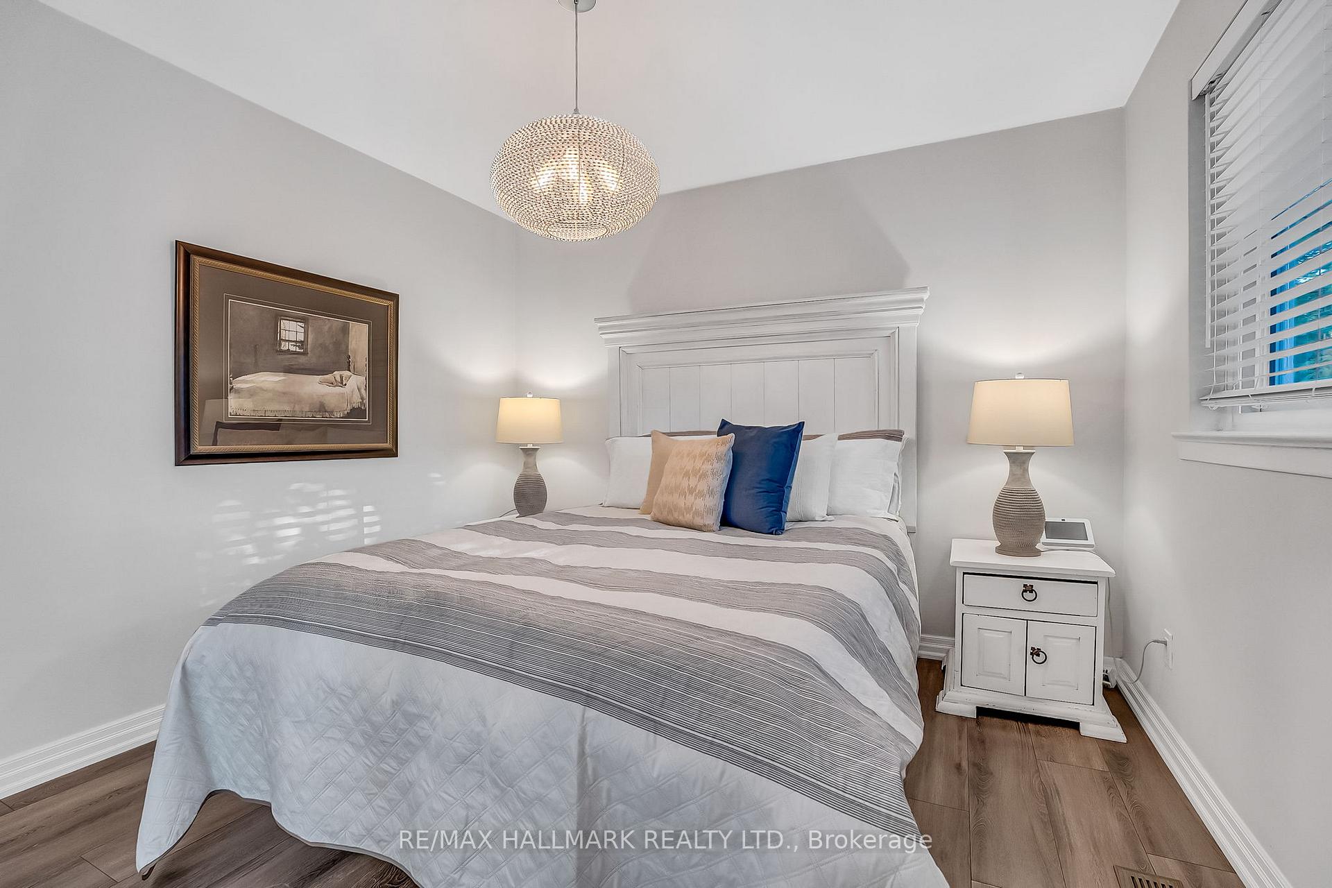 Photo 28 of 4 Cabot Court, Aurora, Aurora Heights — HOMEH