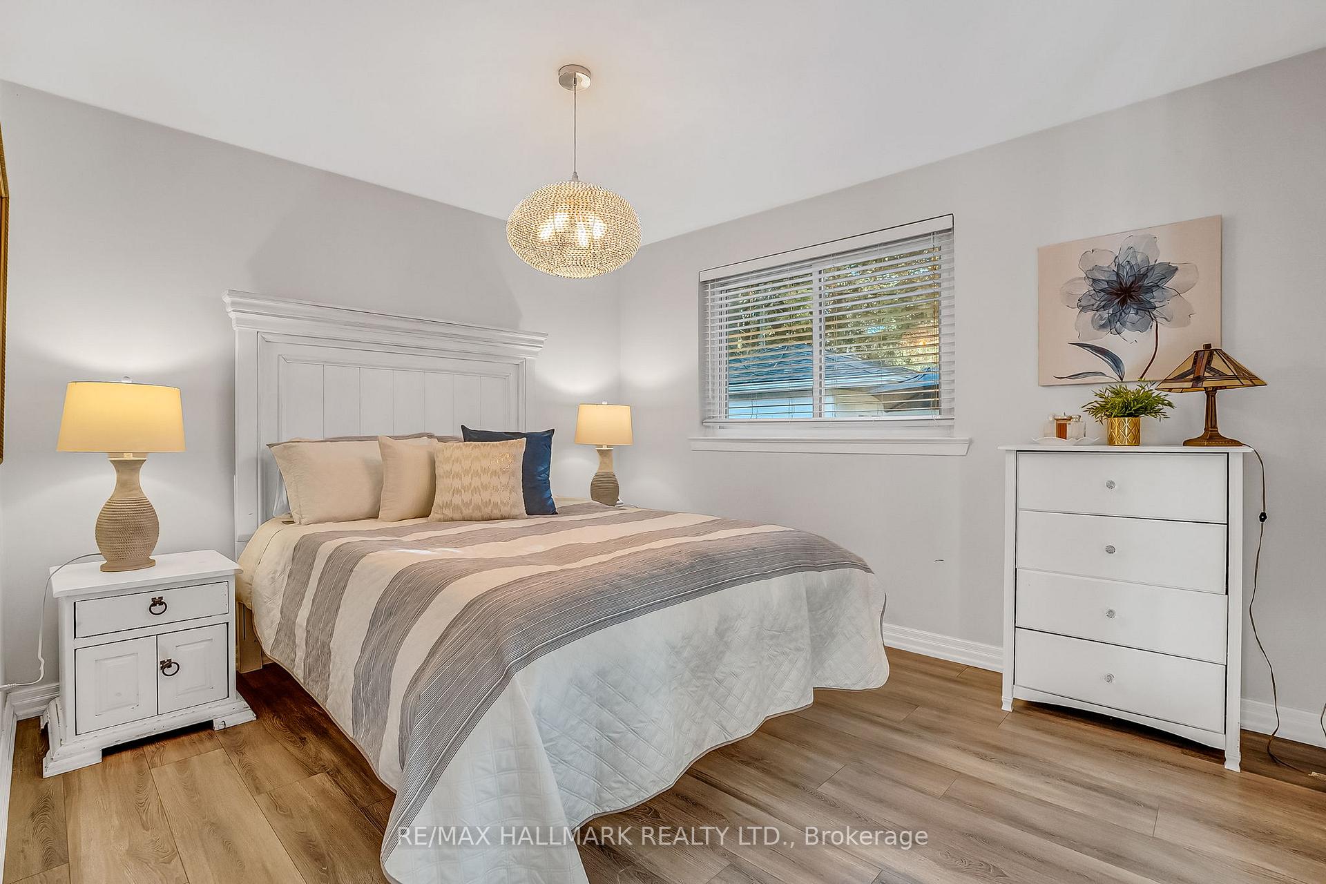Photo 22 of 4 Cabot Court, Aurora, Aurora Heights — HOMEH