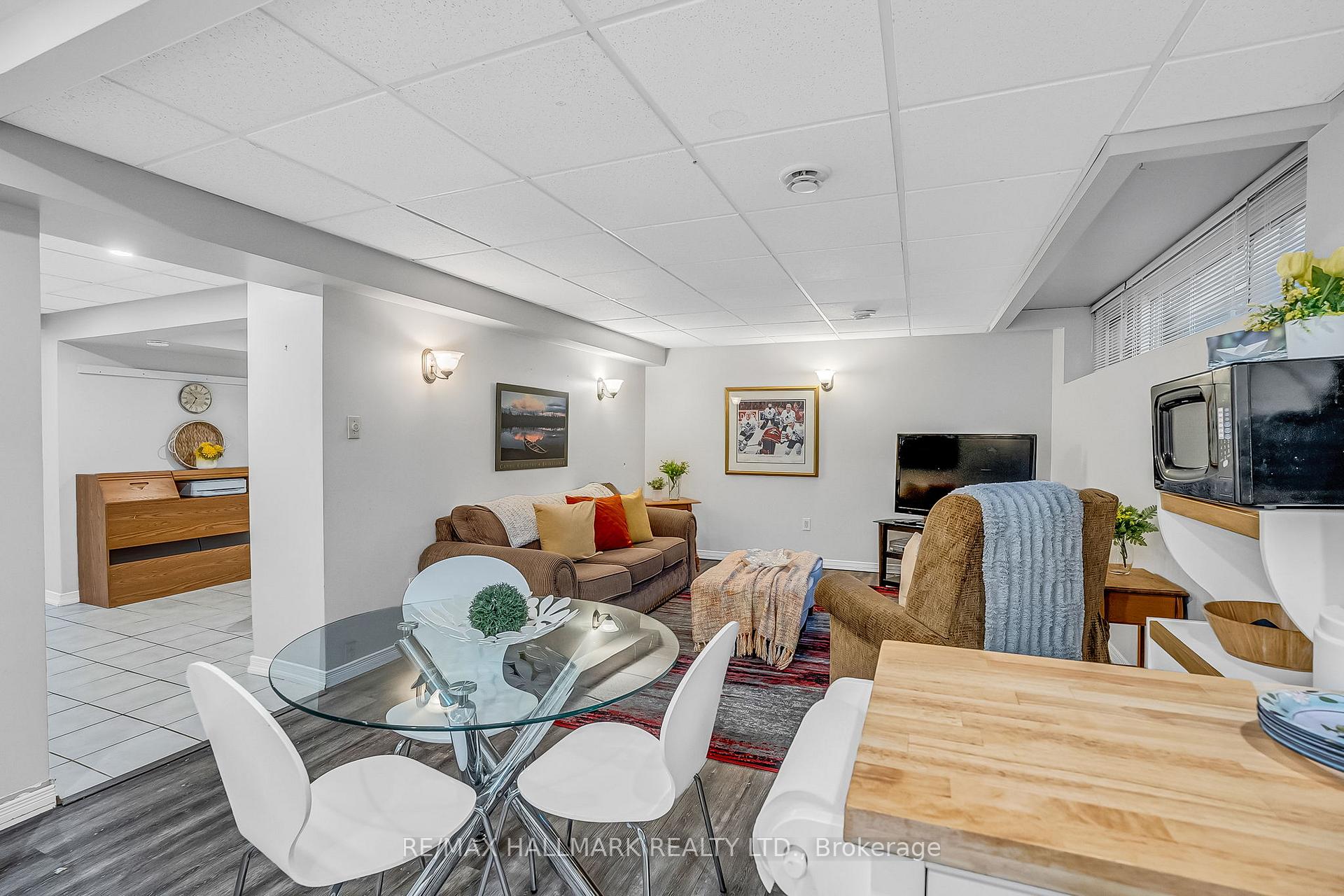 Photo 30 of 4 Cabot Court, Aurora, Aurora Heights — HOMEH