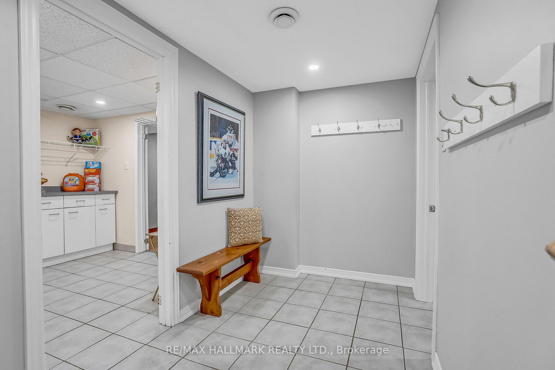 Photo 37 of 4 Cabot Court, Aurora, Aurora Heights — HOMEH