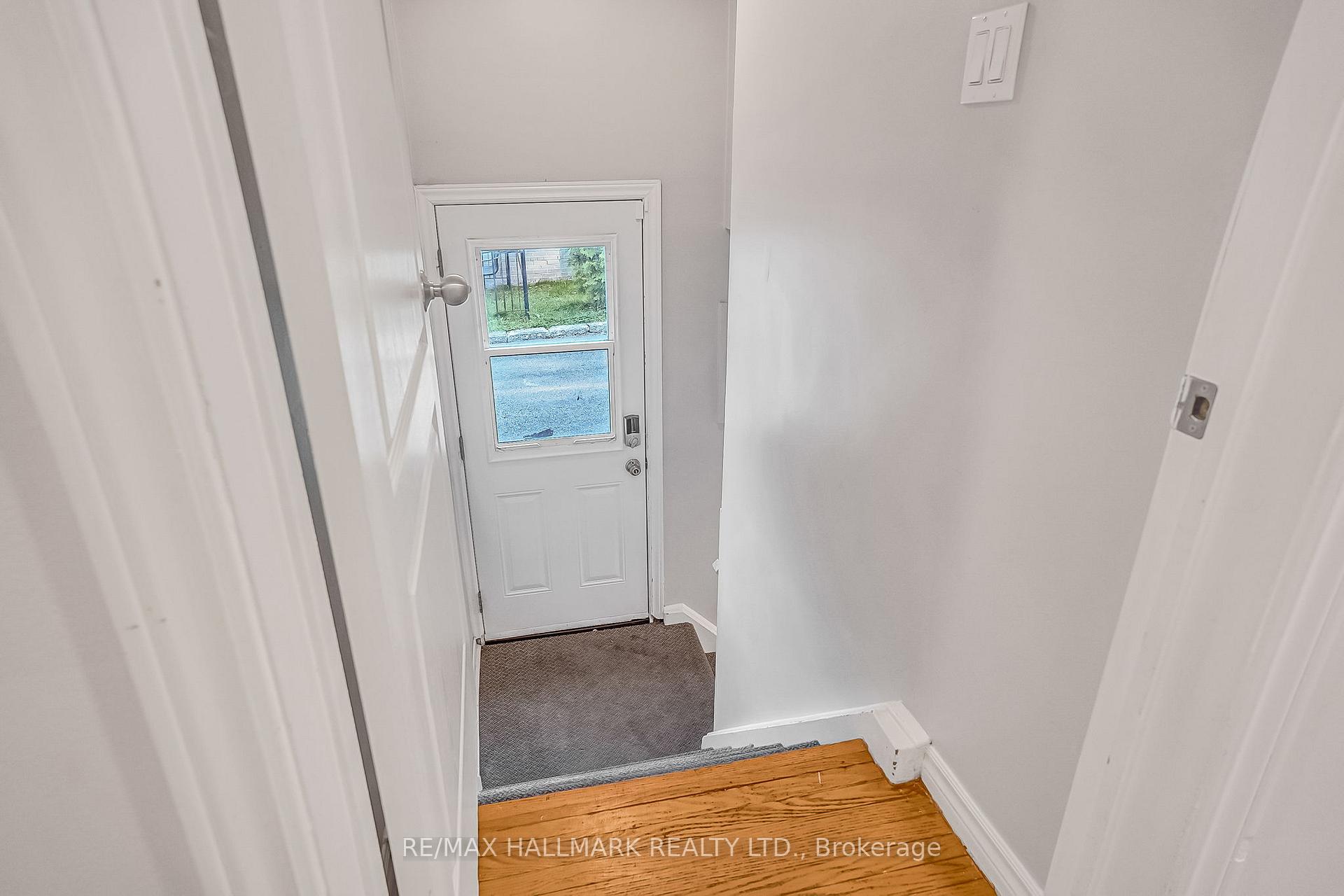 Photo 35 of 4 Cabot Court, Aurora, Aurora Heights — HOMEH