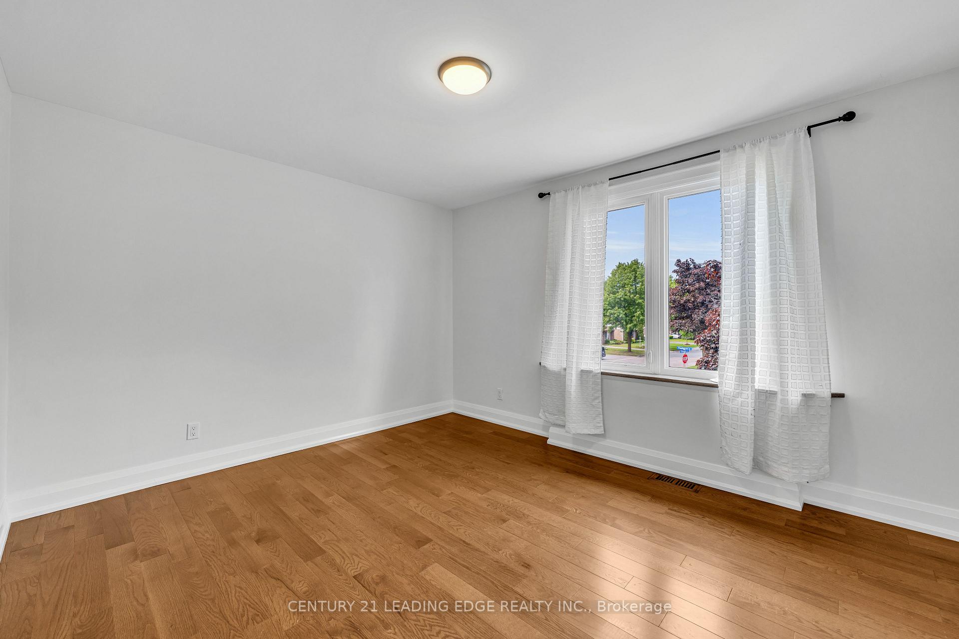 Photo 27 of 353 Fleetwood Drive, Oshawa, Eastdale — HOMEH