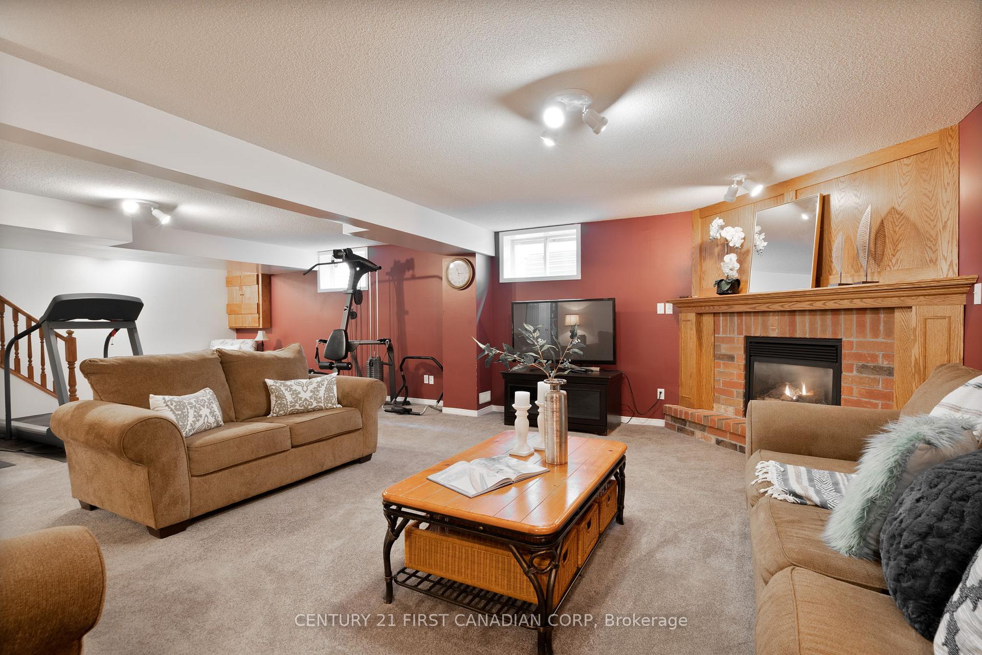Photo 15 of 36 Juniper Crescent, Strathroy-Caradoc, SE — HOMEH