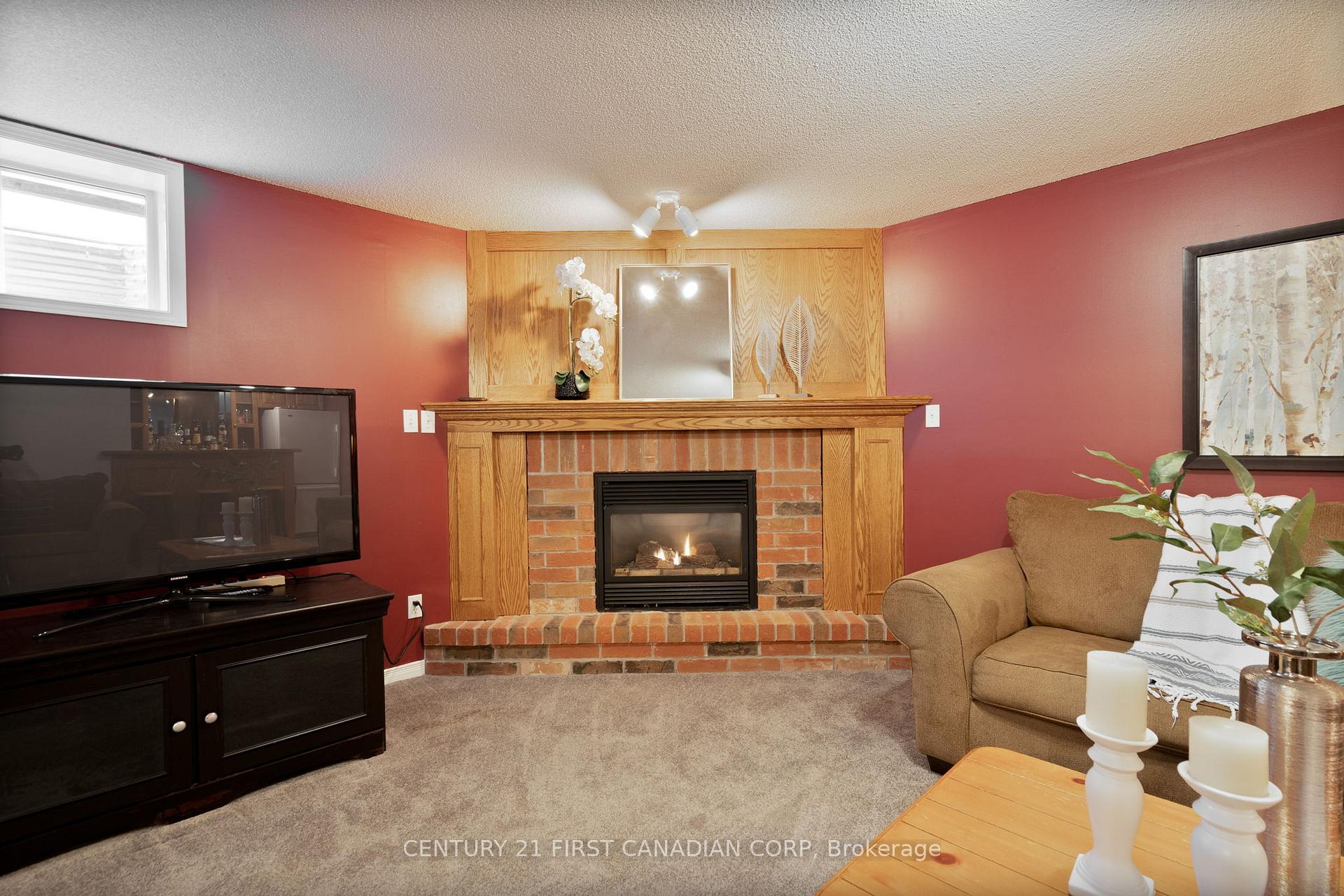 Photo 27 of 36 Juniper Crescent, Strathroy-Caradoc, SE — HOMEH