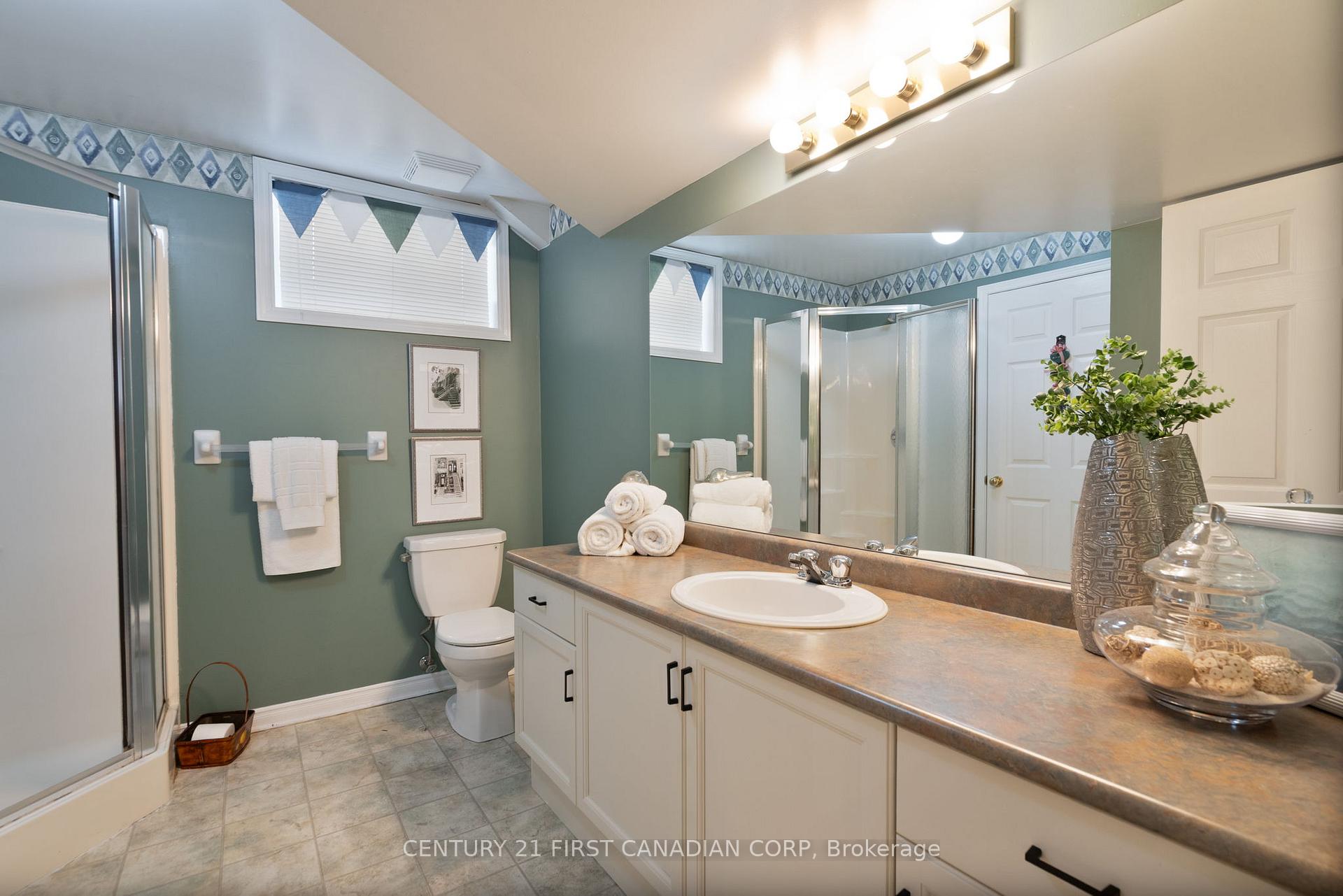 Photo 16 of 36 Juniper Crescent, Strathroy-Caradoc, SE — HOMEH