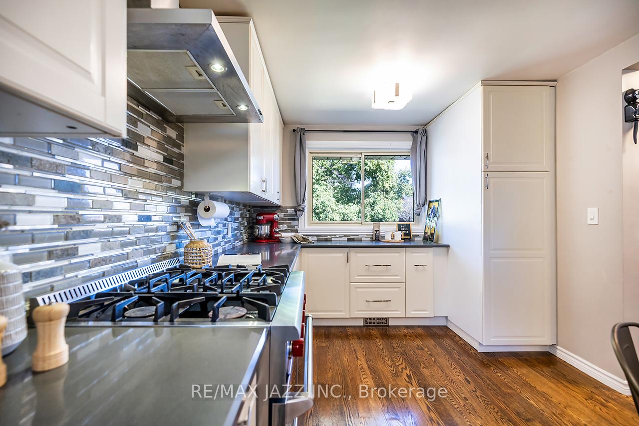 Photo 8 of 84 Prospect Street, Clarington, Bowmanville — HOMEH