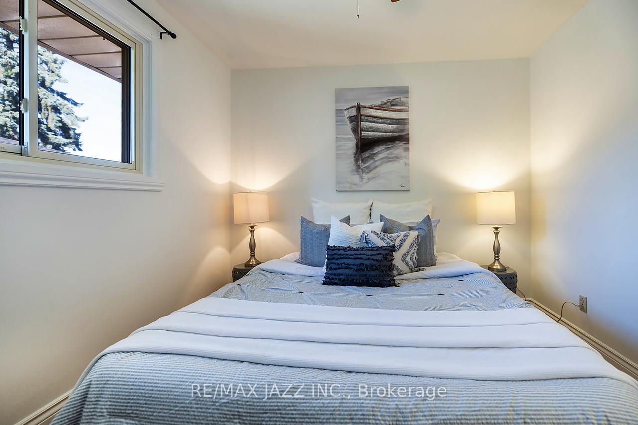 Photo 15 of 84 Prospect Street, Clarington, Bowmanville — HOMEH