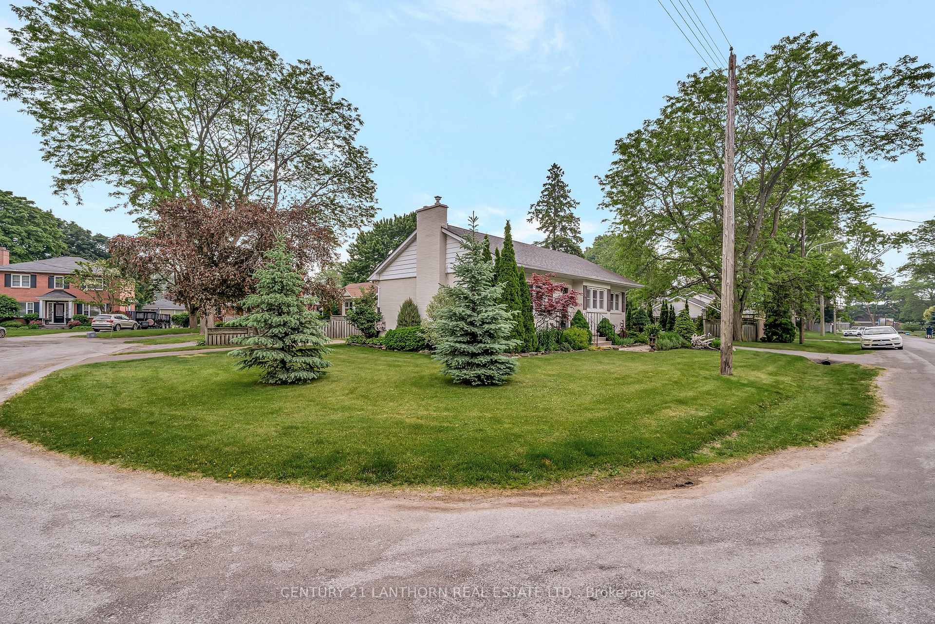 Photo 8 of 19 Woodland Acres, Belleville — HOMEH