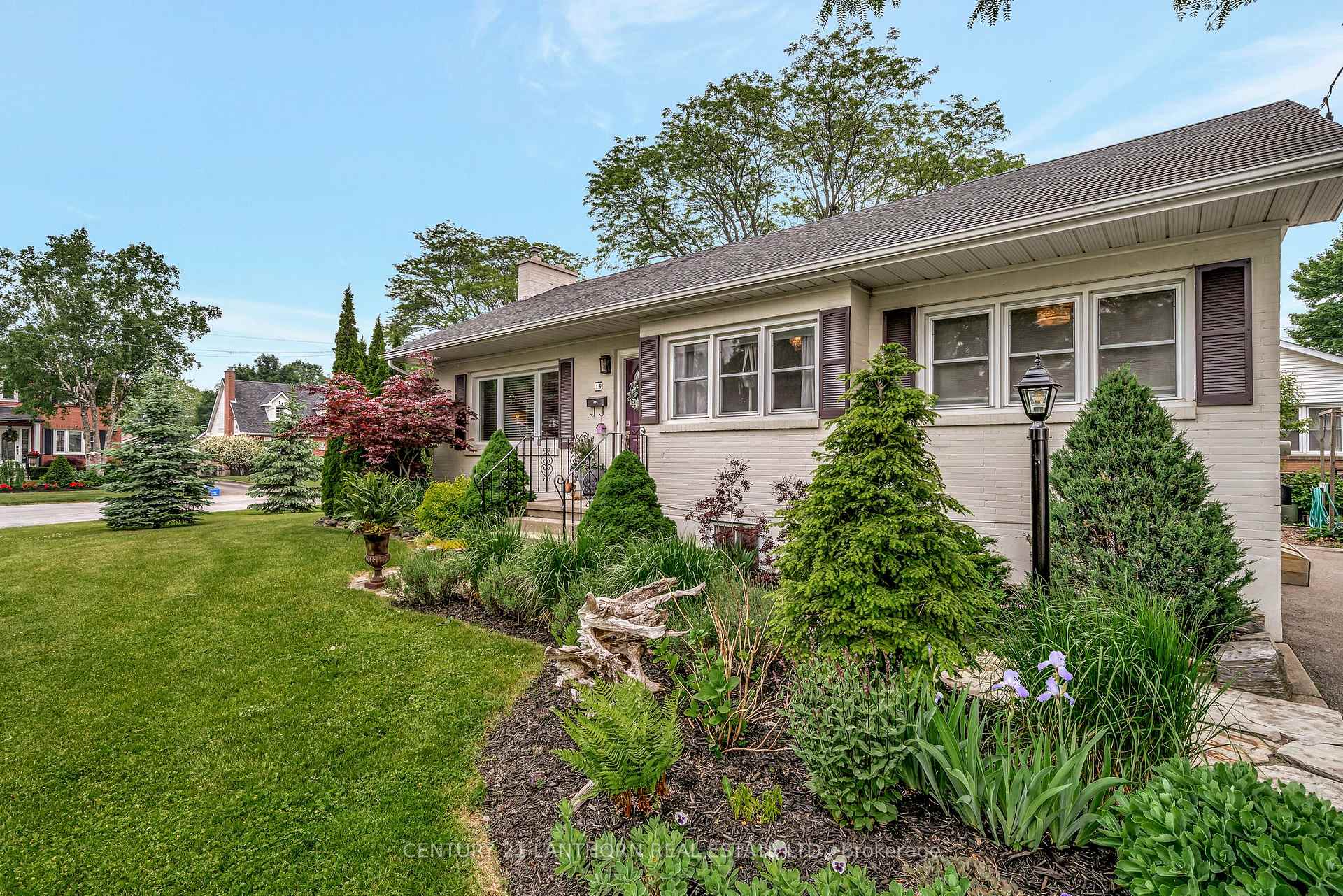 Photo 10 of 19 Woodland Acres, Belleville — HOMEH