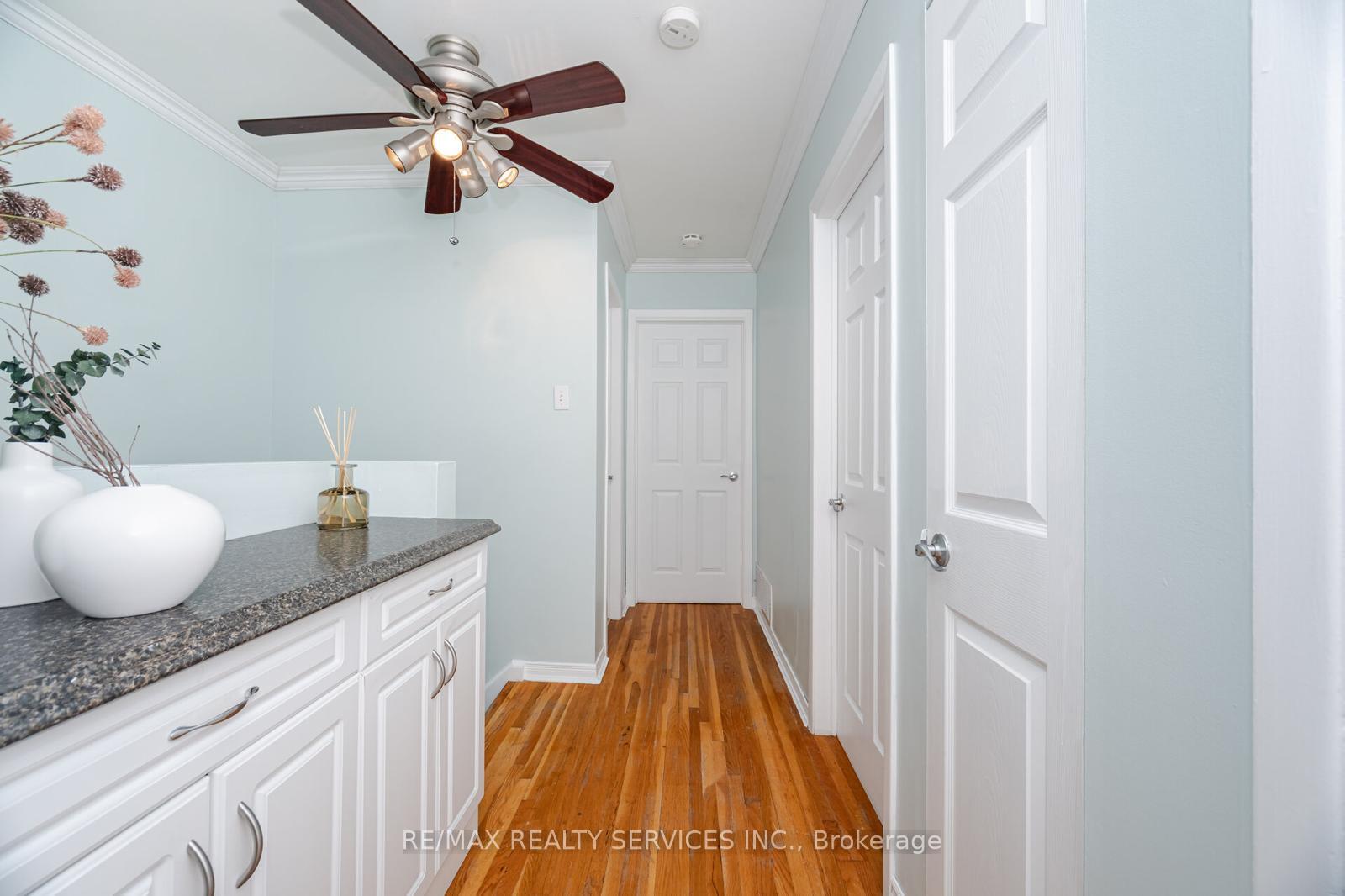 Photo 15 of 137 Archdekin Drive, Brampton, Madoc — HOMEH