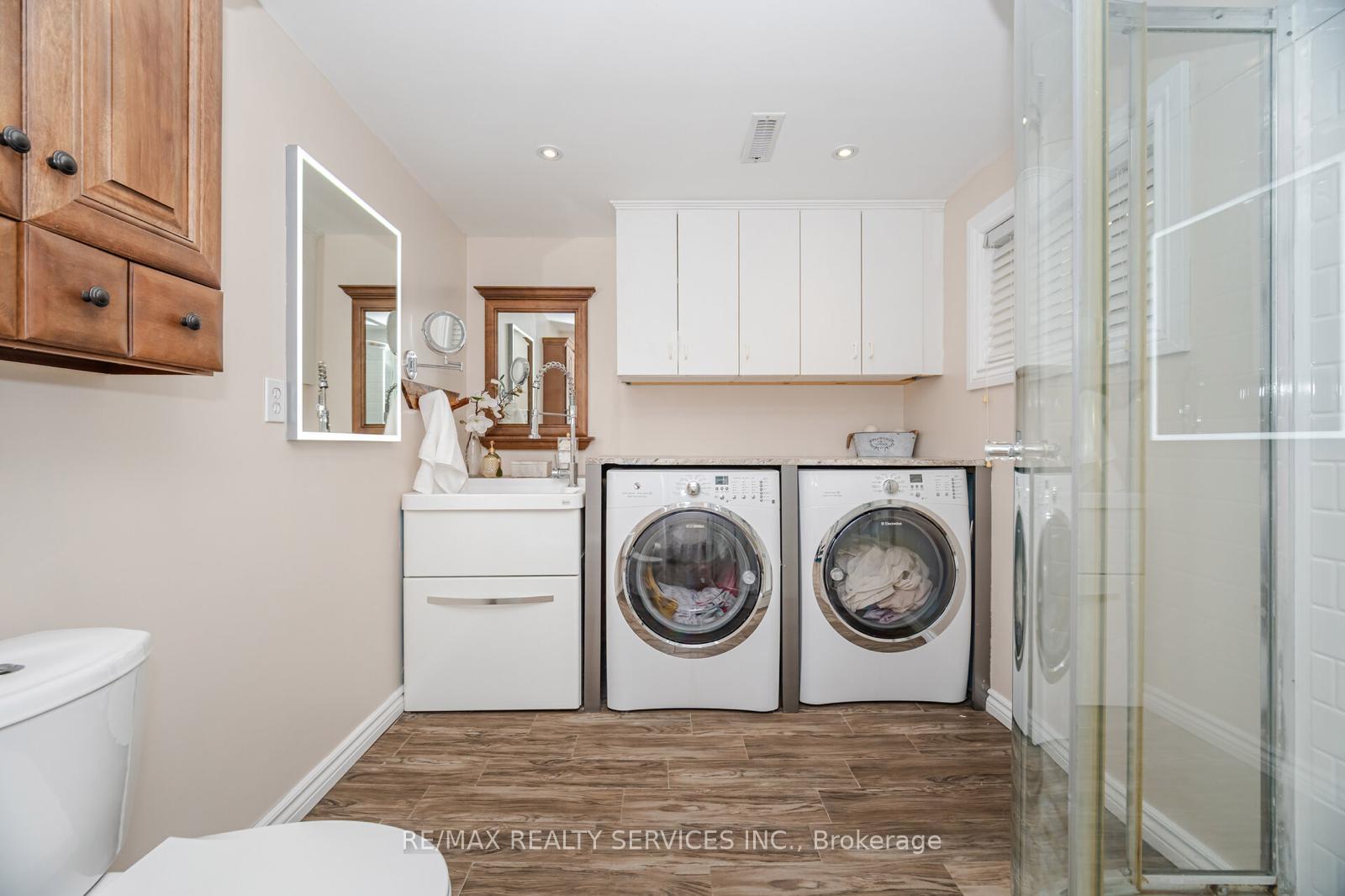 Photo 24 of 137 Archdekin Drive, Brampton, Madoc — HOMEH