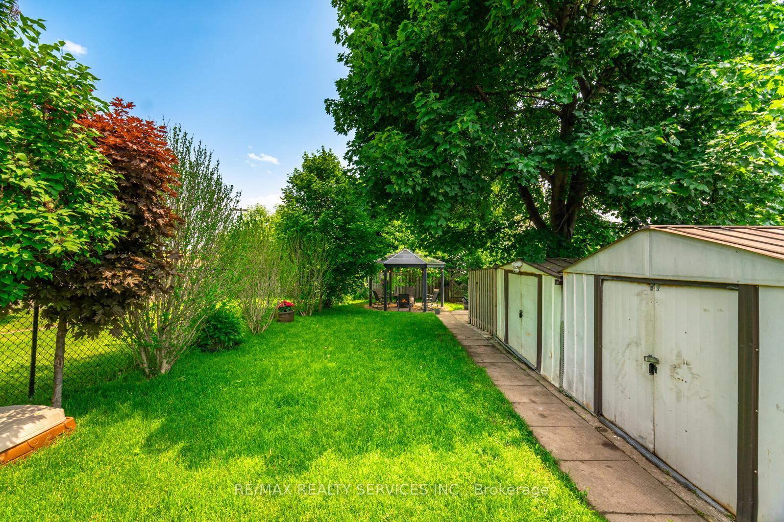Photo 29 of 137 Archdekin Drive, Brampton, Madoc — HOMEH