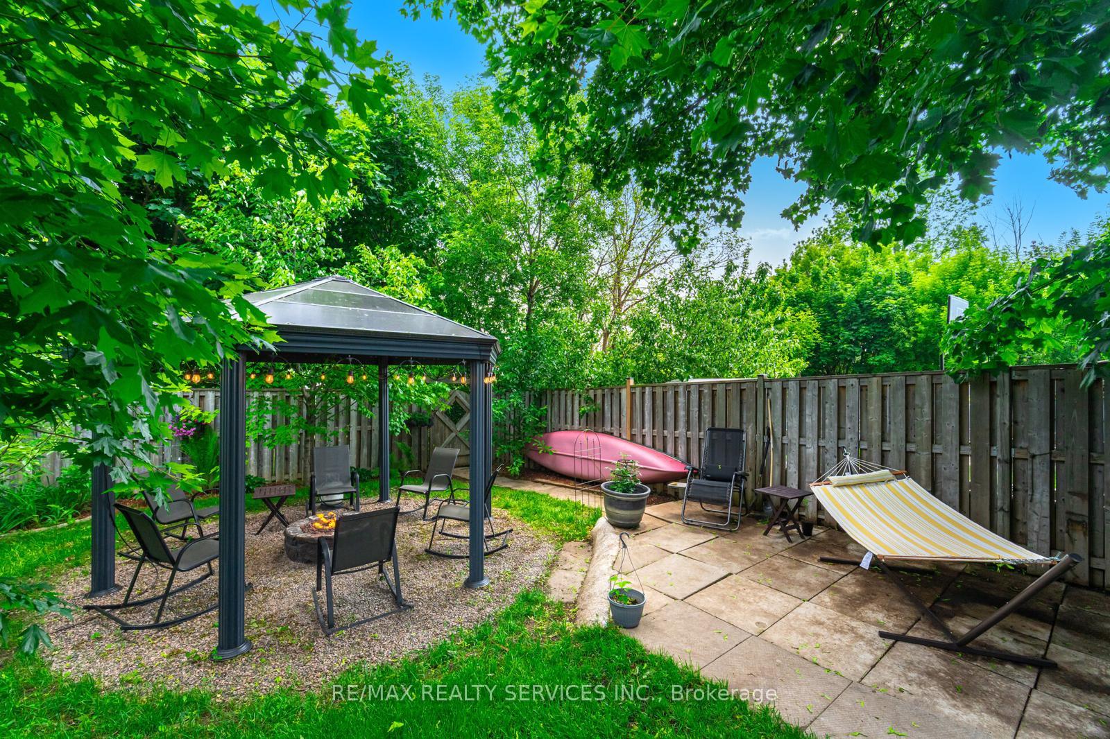 Photo 34 of 137 Archdekin Drive, Brampton, Madoc — HOMEH