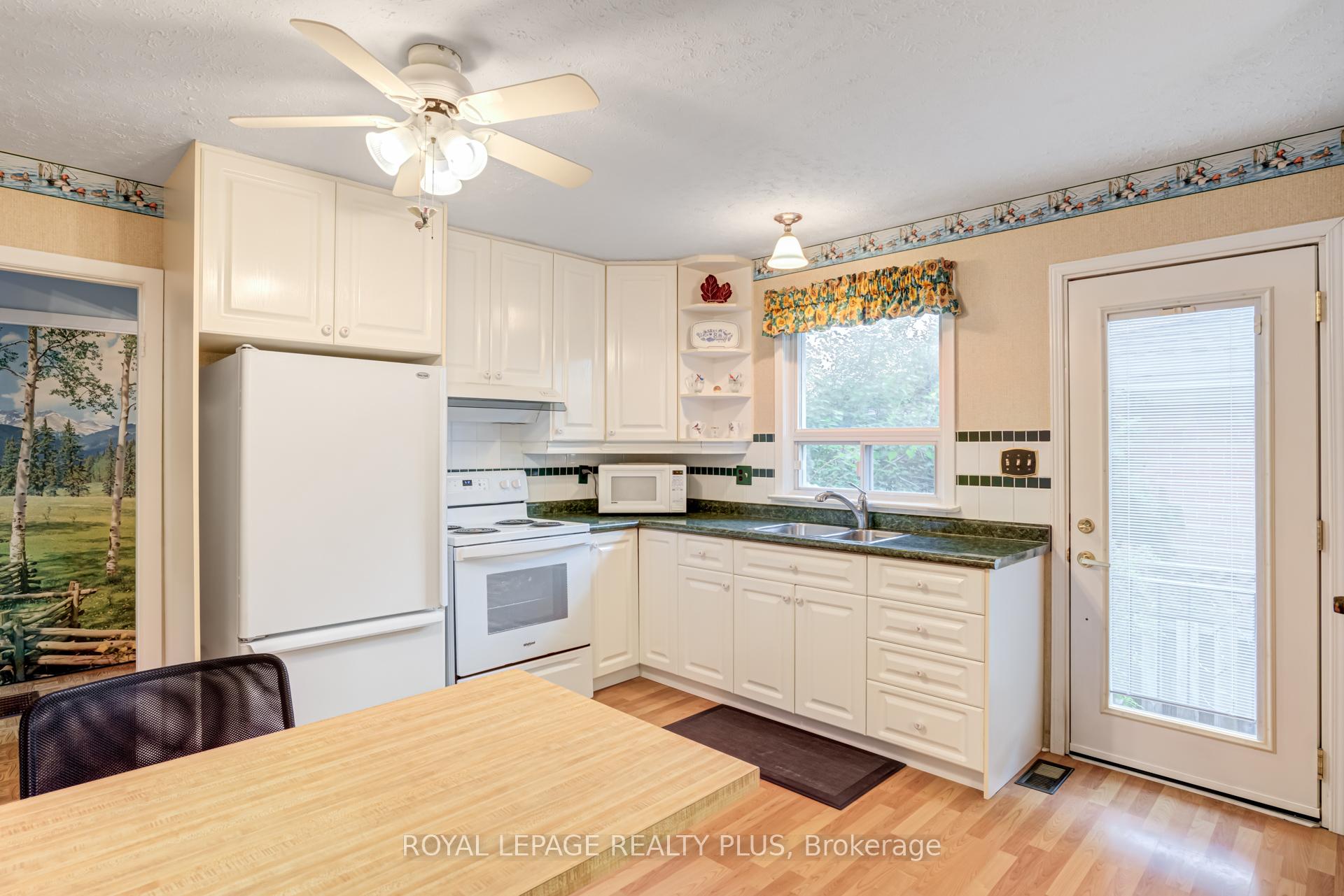 Photo 31 of 3 Gordon Drive, Brampton, Brampton South — HOMEH