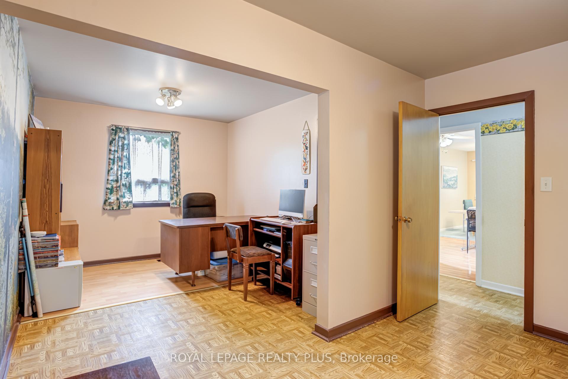 Photo 13 of 3 Gordon Drive, Brampton, Brampton South — HOMEH