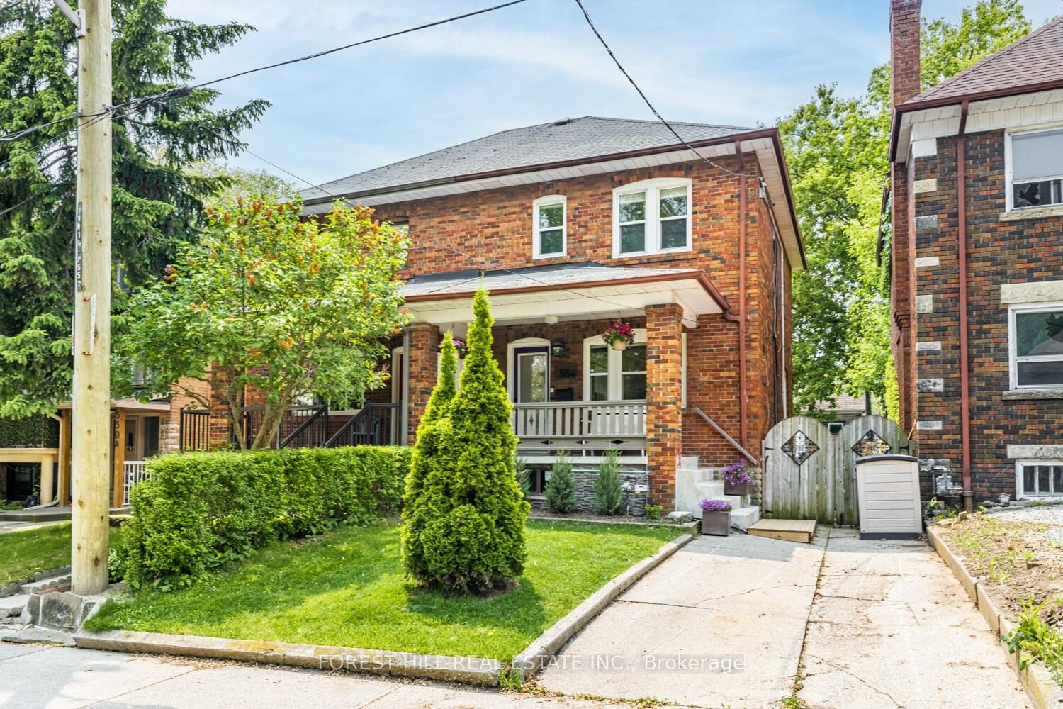 Front of 554 Atlas Avenue